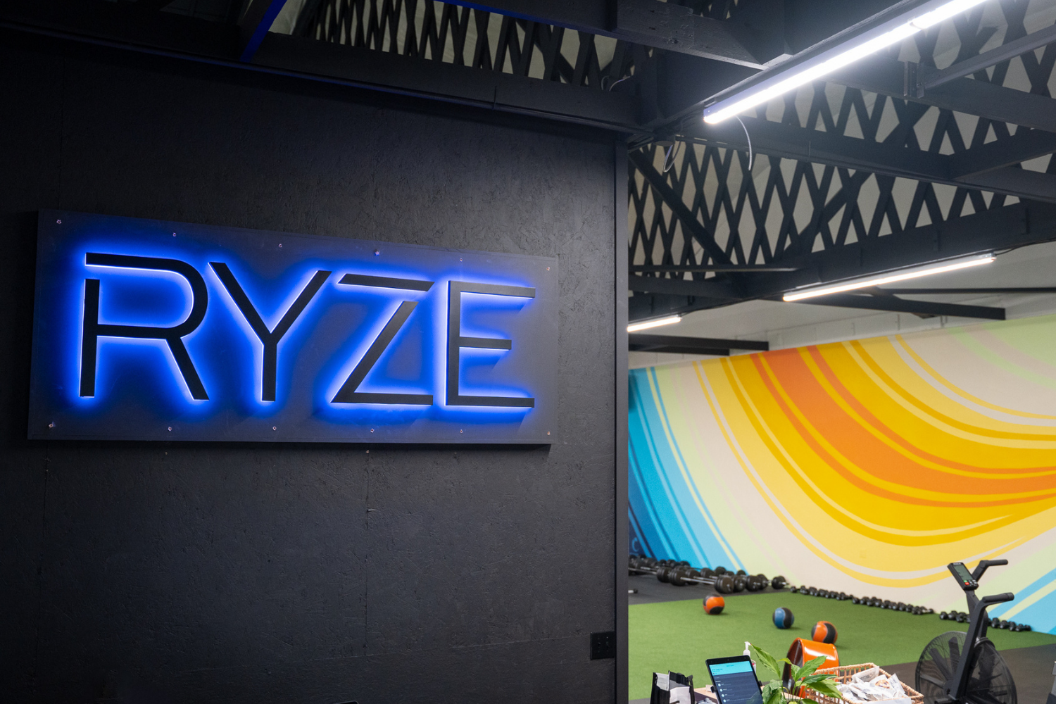 Free classes on 10/13 to celebrate one year as ryze!