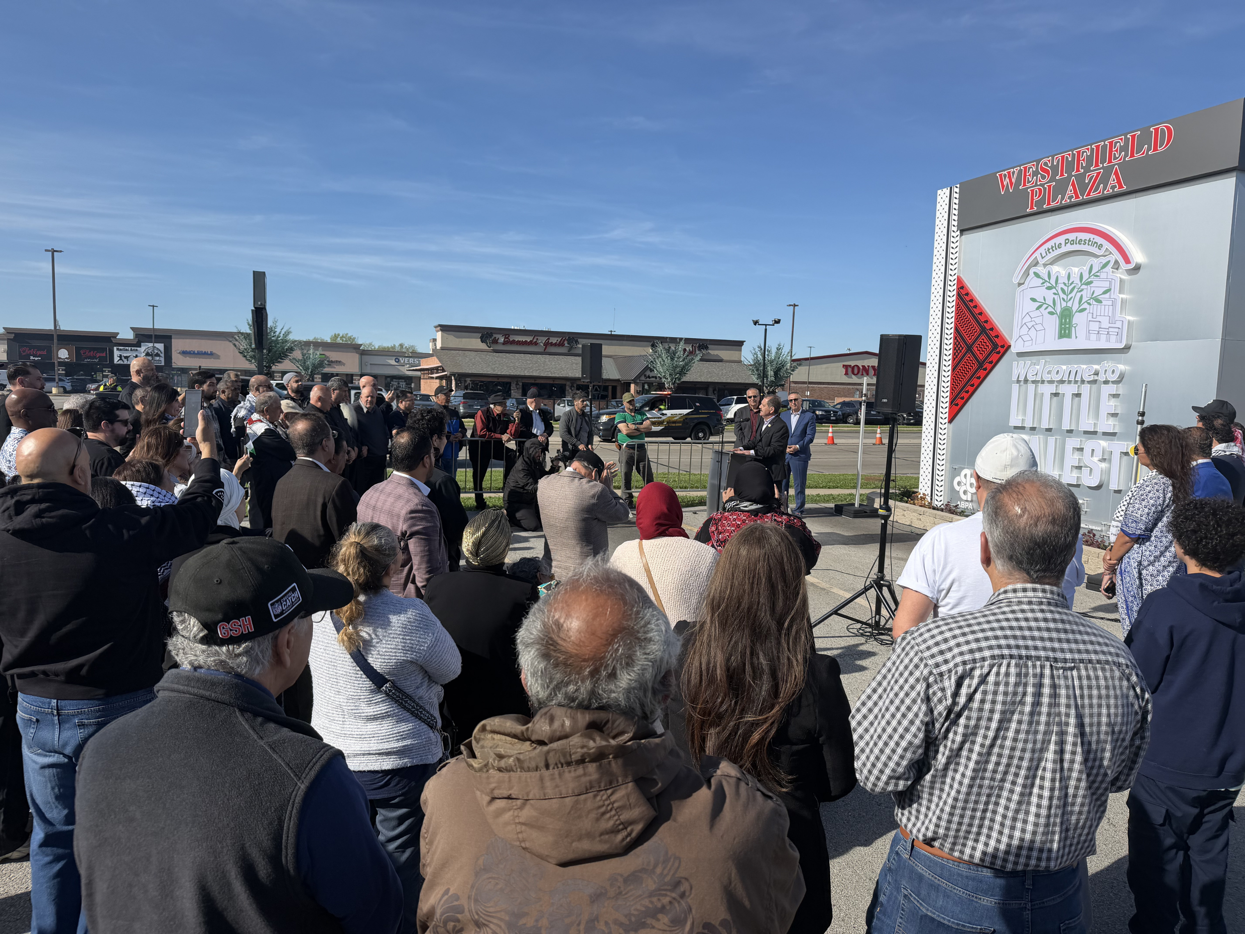Muslim Civic Coalition Congratulates Arab-American Business &amp; Professional Association on Successful Second “Little Palestine” Sign Unveiling