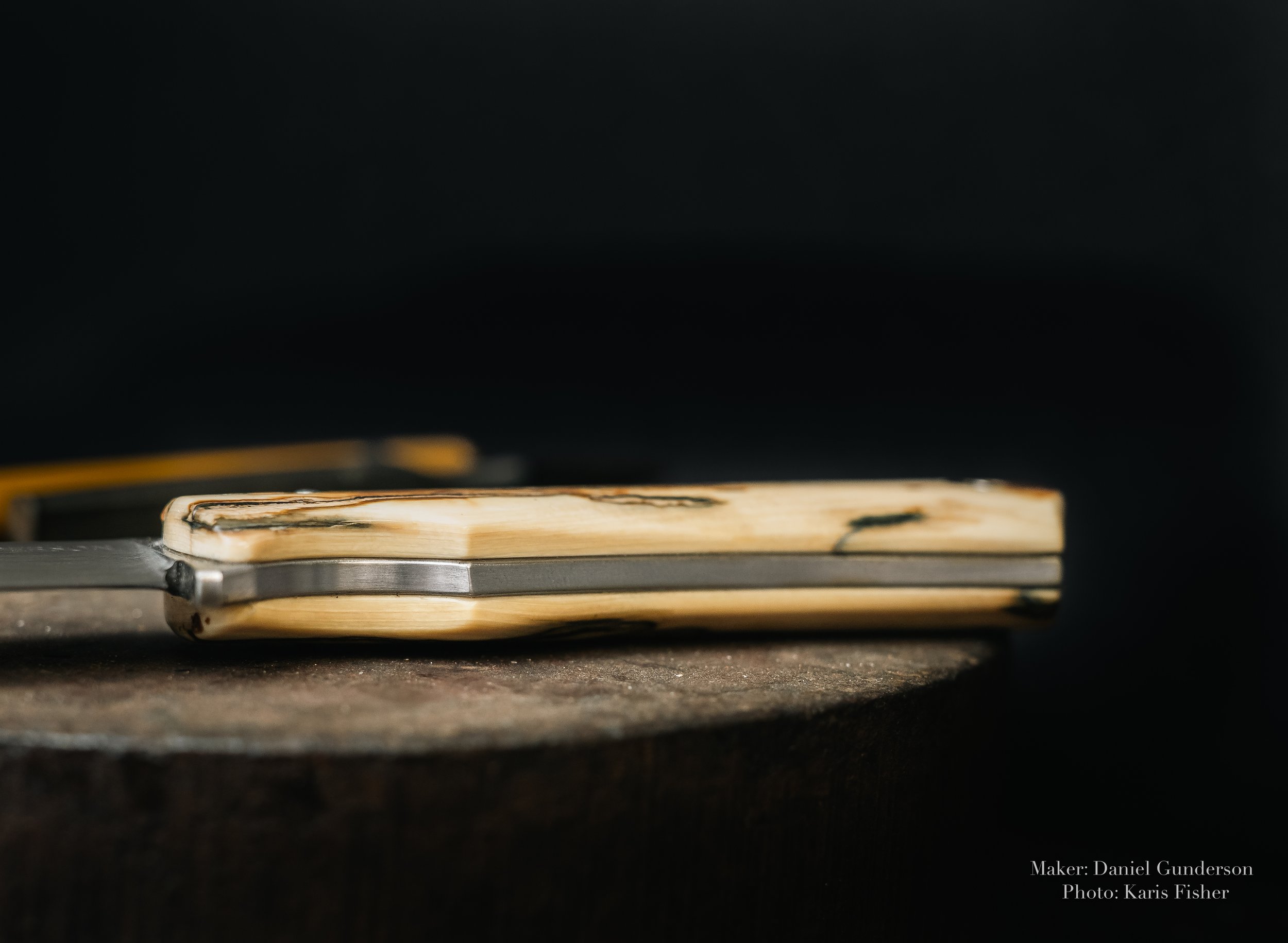 Daniel Gunderson
EDC
Small hunting knife
Ivory Handle
Mono steel blade