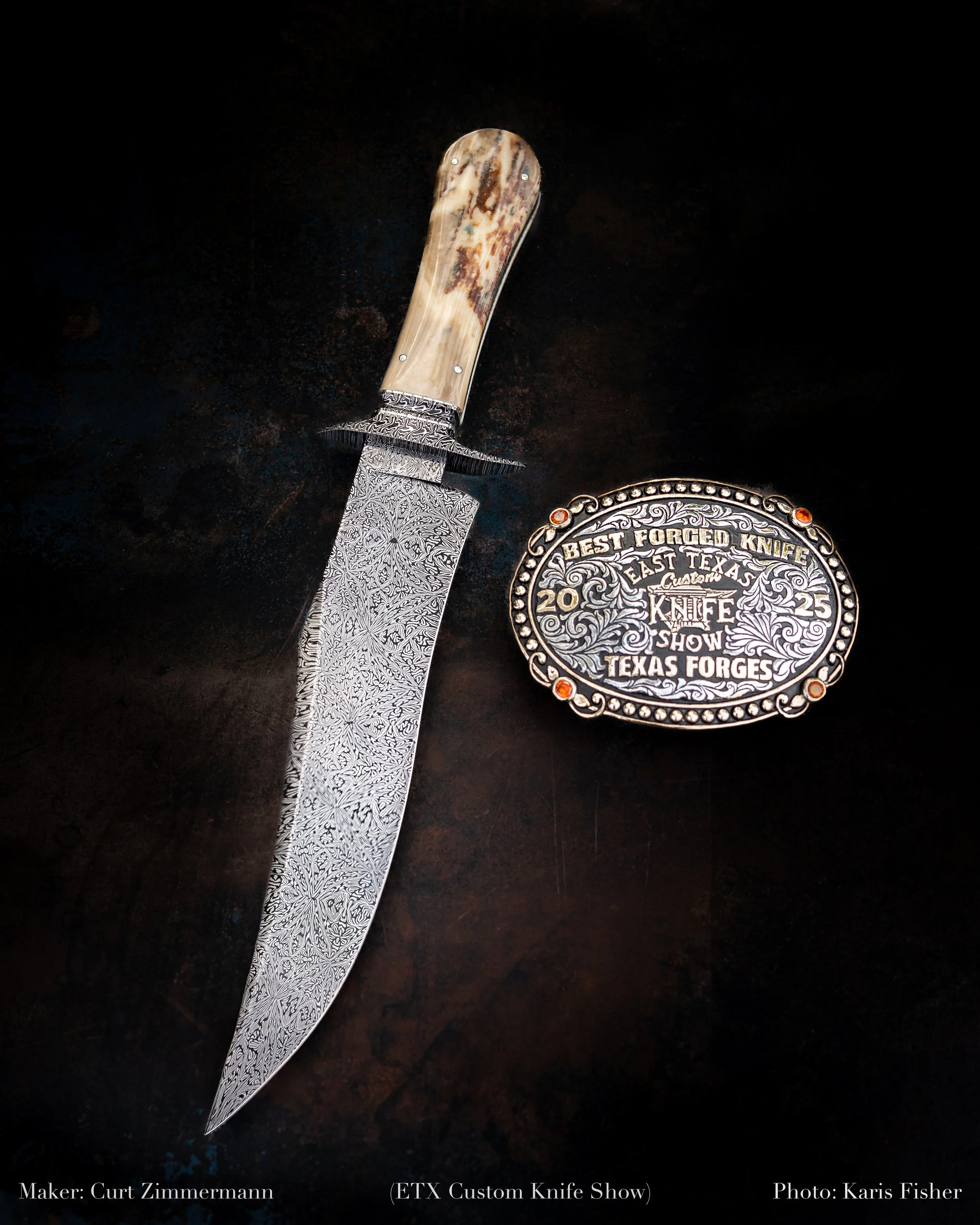 East Texas Custom Knife Show 2025
Best Forged Knife
Mosaic Damascus
Damascus frame and fittings
ivory handle
stainless liner
Curt Zimmermann