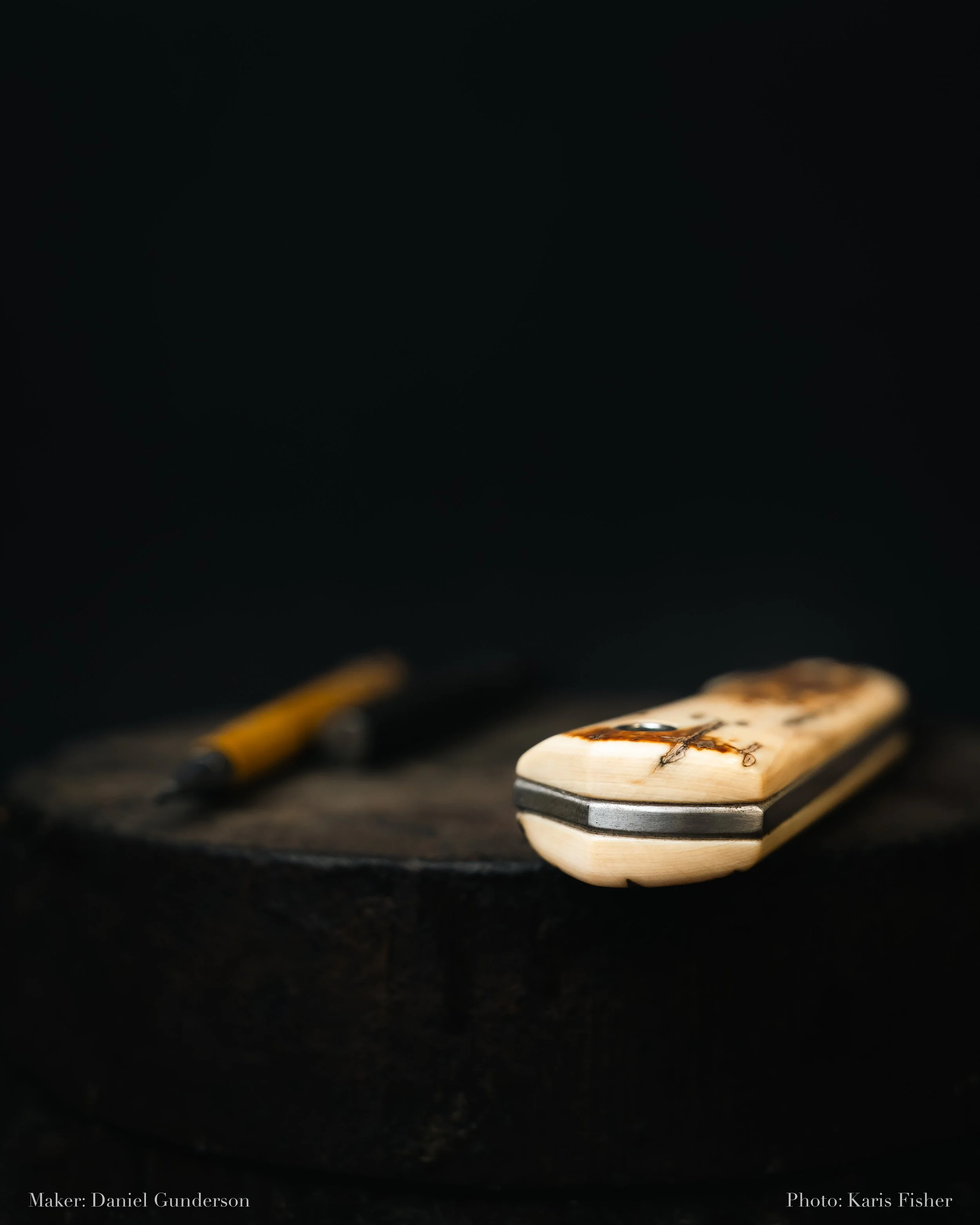 Daniel Gunderson
EDC
Small hunting knife
Ivory Handle
Mono steel blade