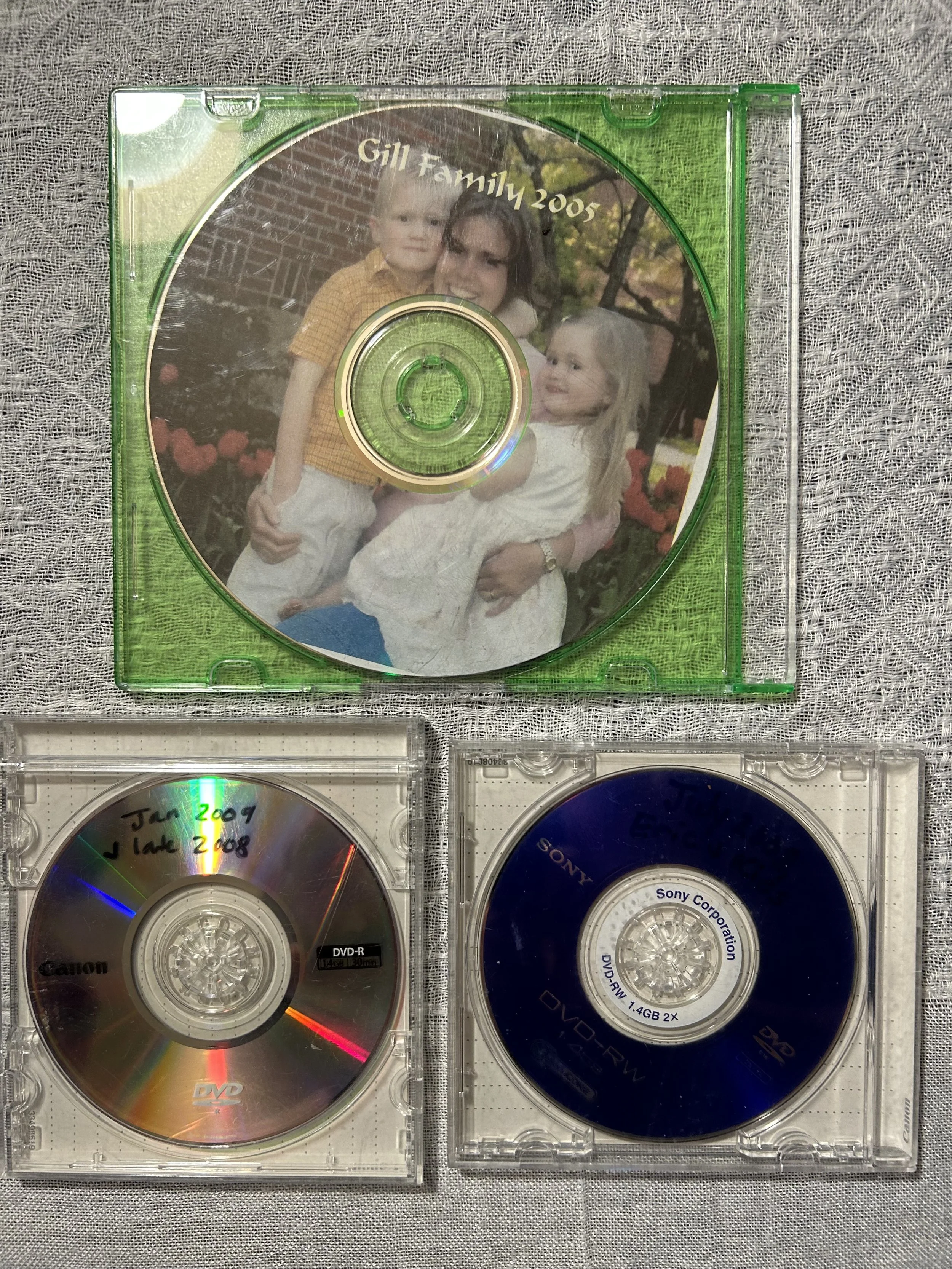 Family DVDs. Picture CD