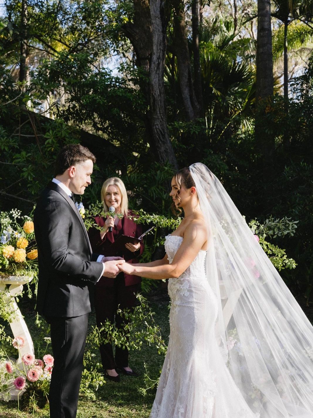 There&rsquo;s something about saying I do surrounded by lush gardens and stillness &mdash; where every moment feels quietly sacred. 🍃 

Whether you&rsquo;re envisioning an open-air ceremony by the lily pond or an intimate exchange of vows on the law