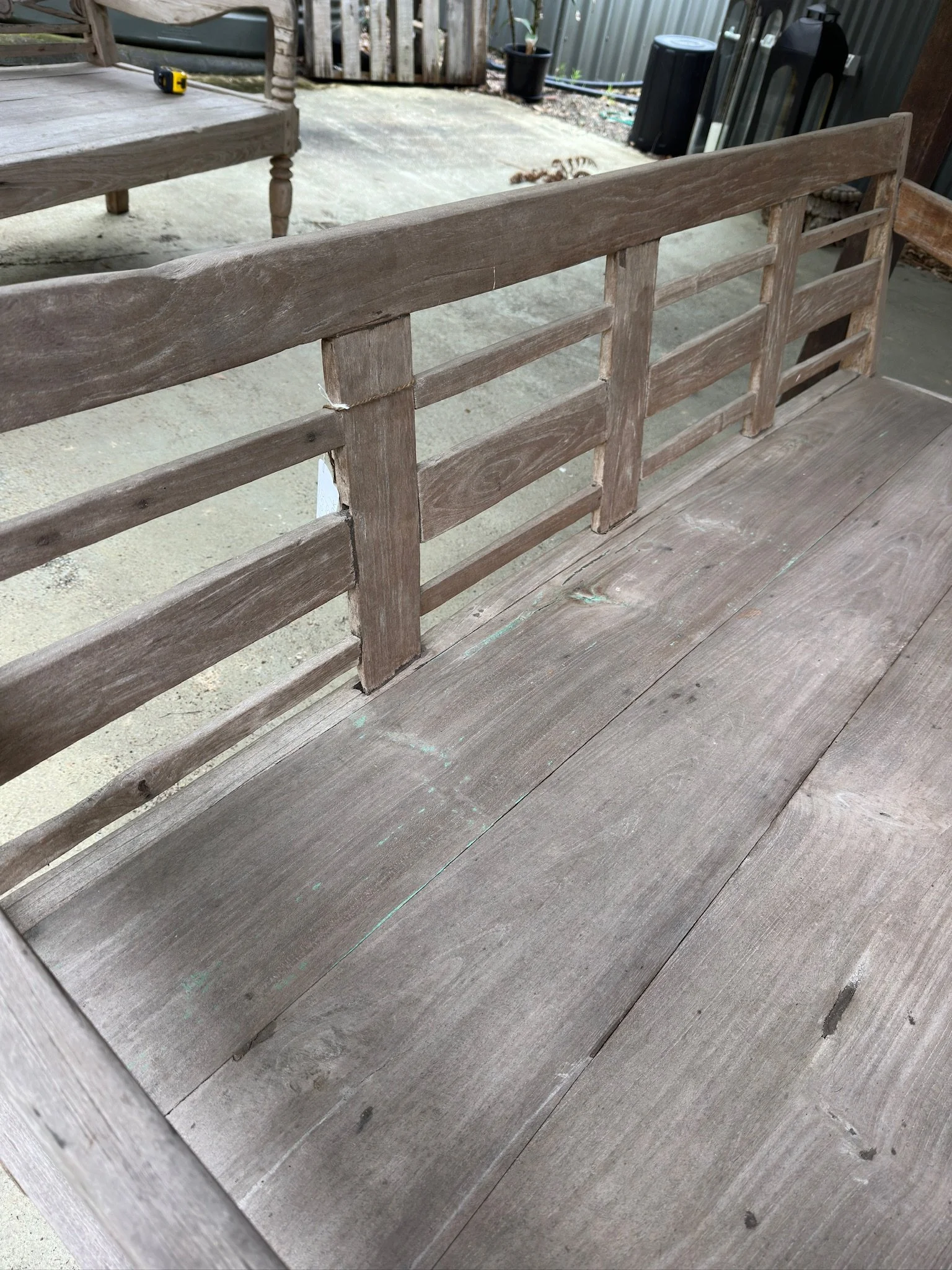 teak outdoor day bed 1.JPG