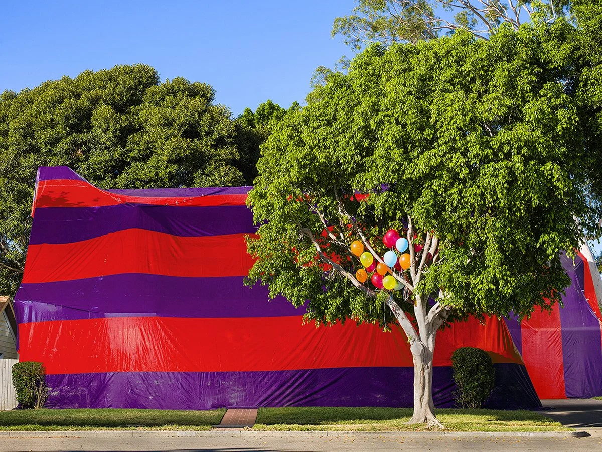 Shelter Series, Partridge Family House, 2015 |
30x40 (edition 2/5 available) 20x24 (edition 4/5 available)