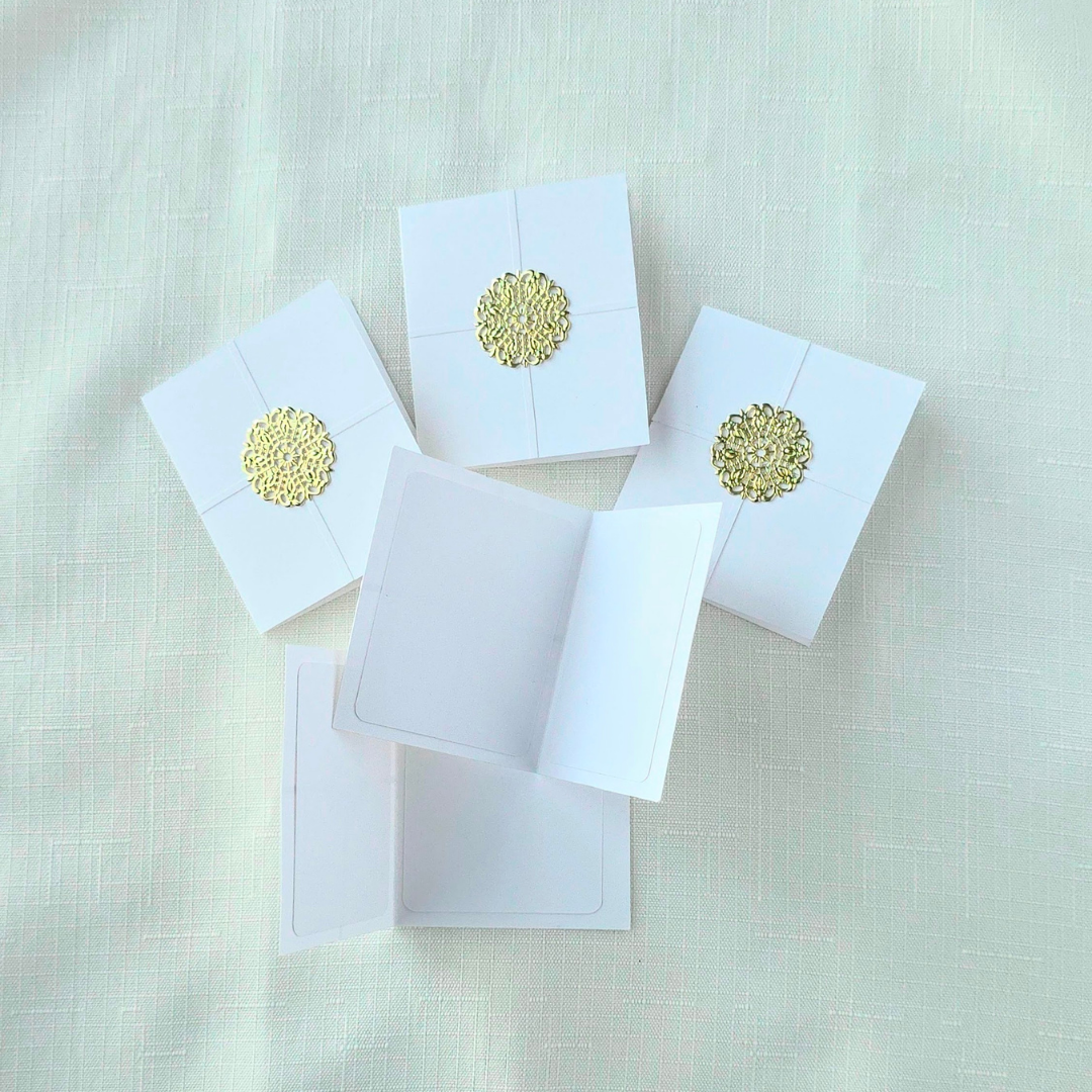 Jeweled White Mini Note Cards.png