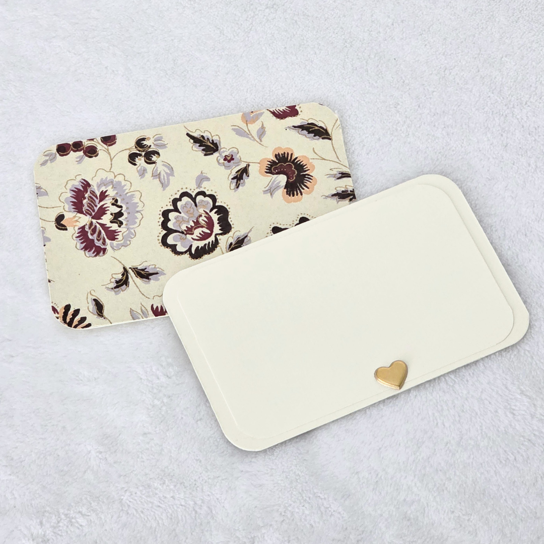 FLORALS IN IVORY FLAT CARDS.png