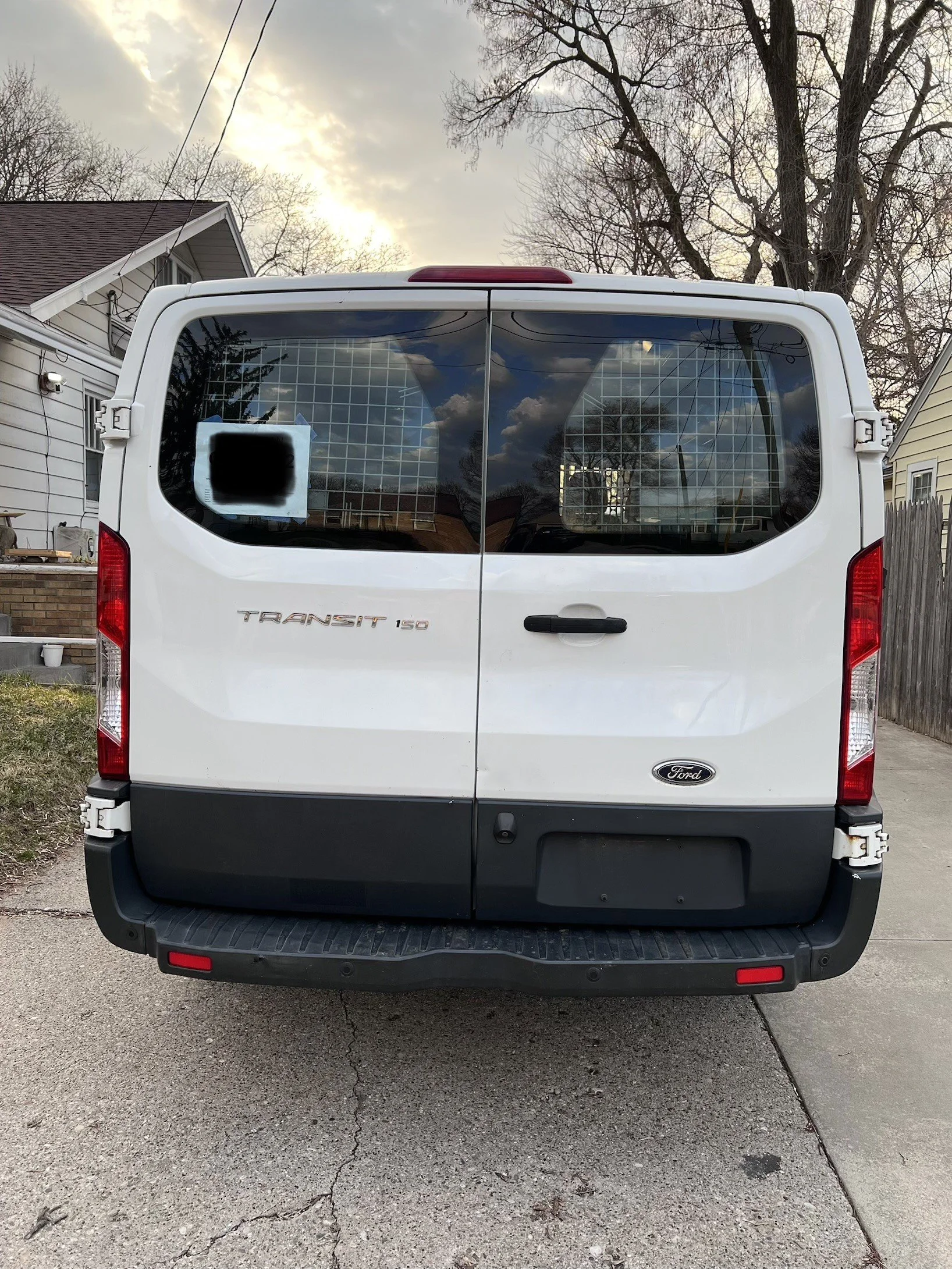 05NBWTransit Van.jpg