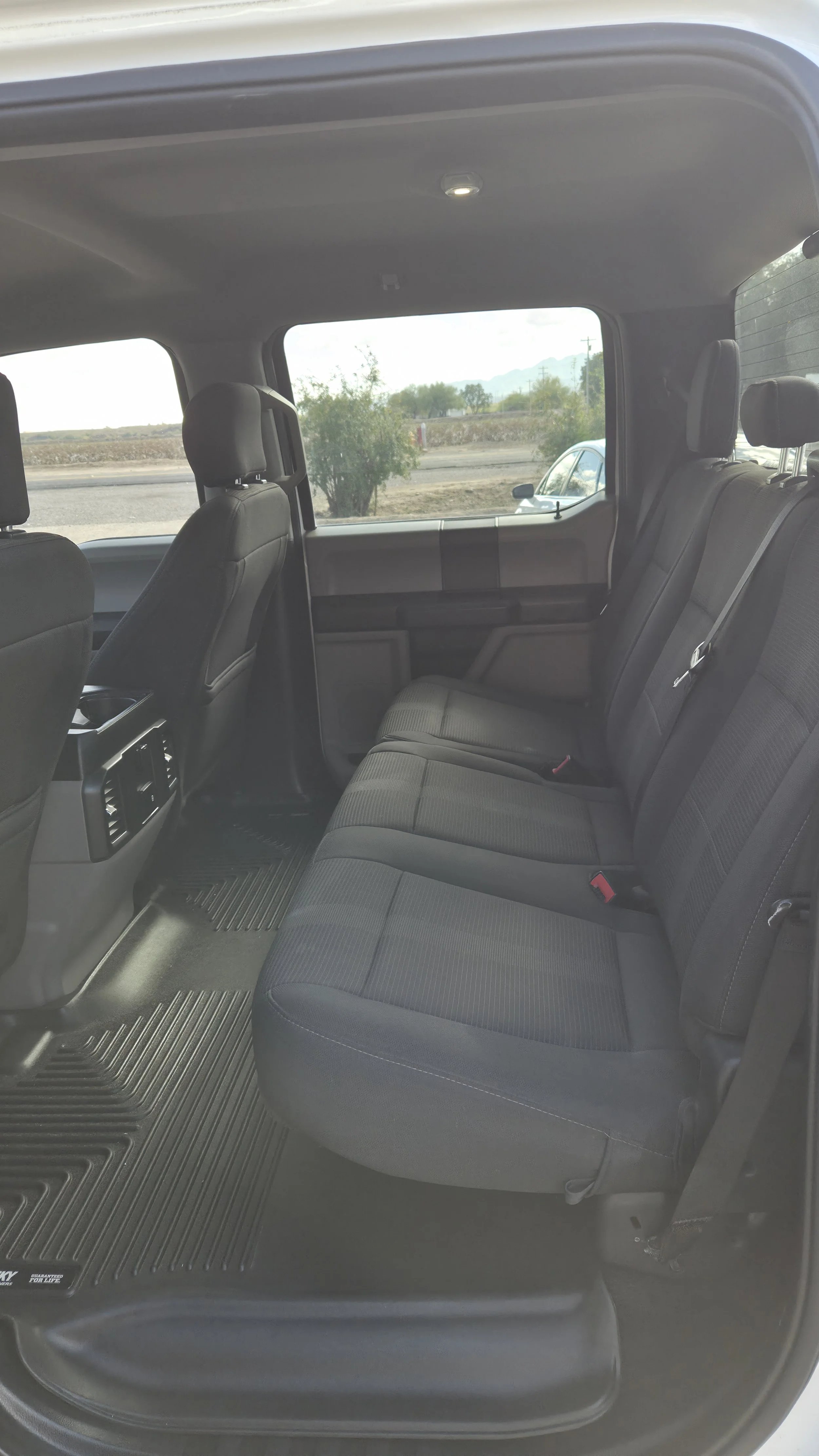07-rear-seat.jpg