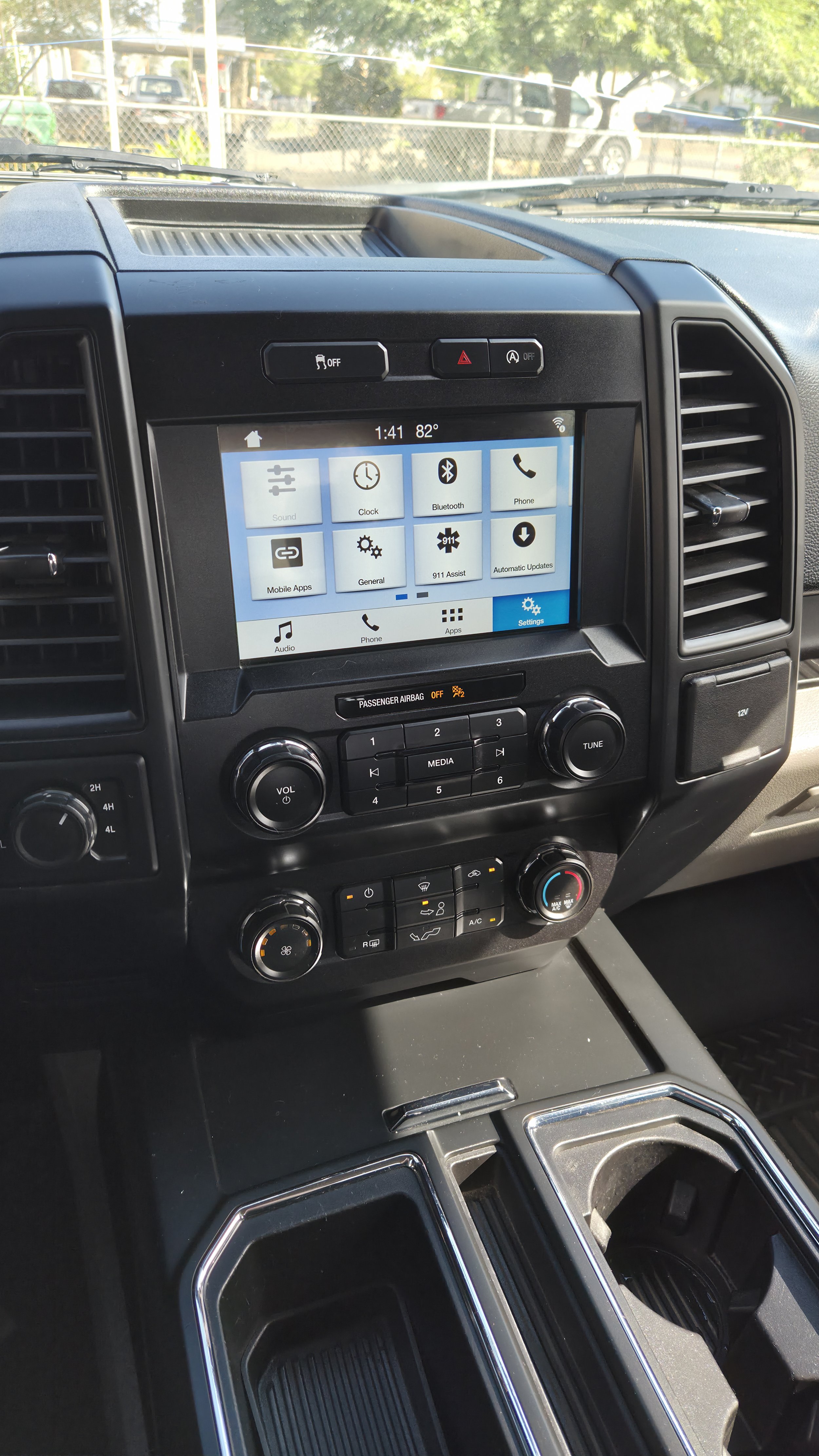 11-dash.jpg