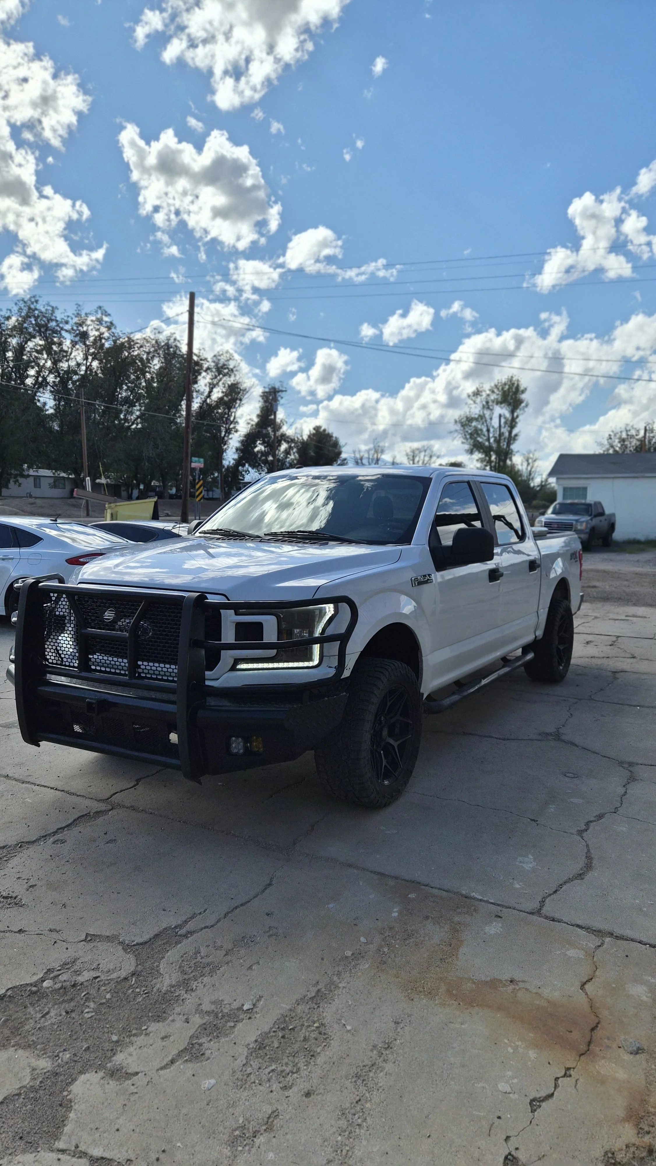 01-front-3q.jpg
