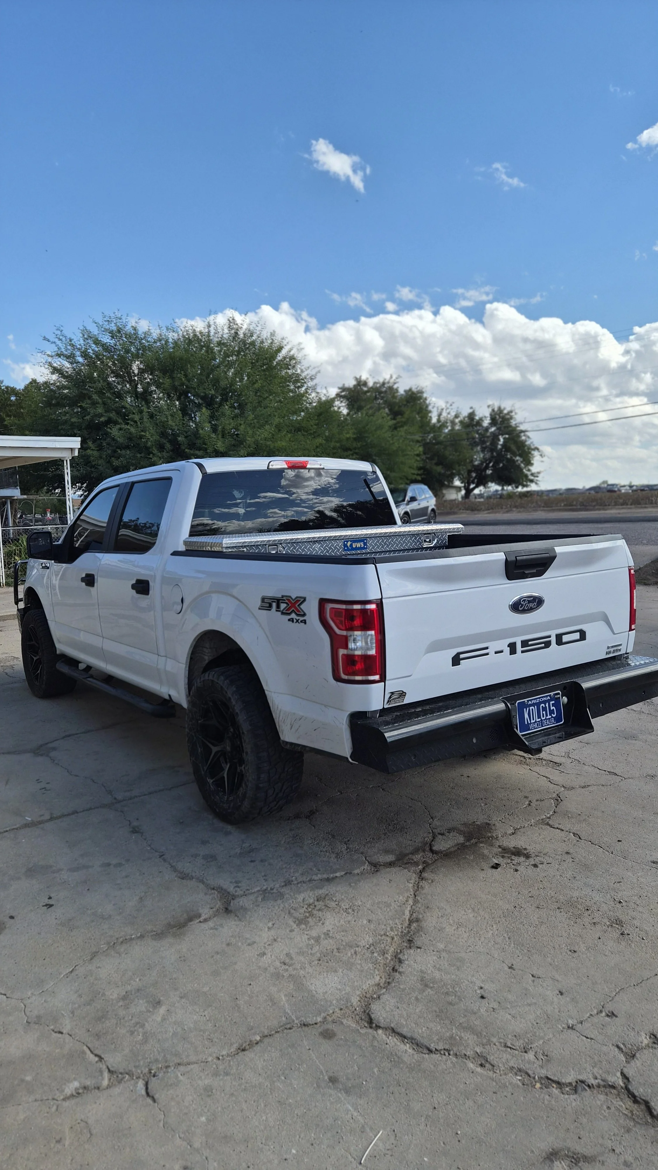 04-rear.jpg