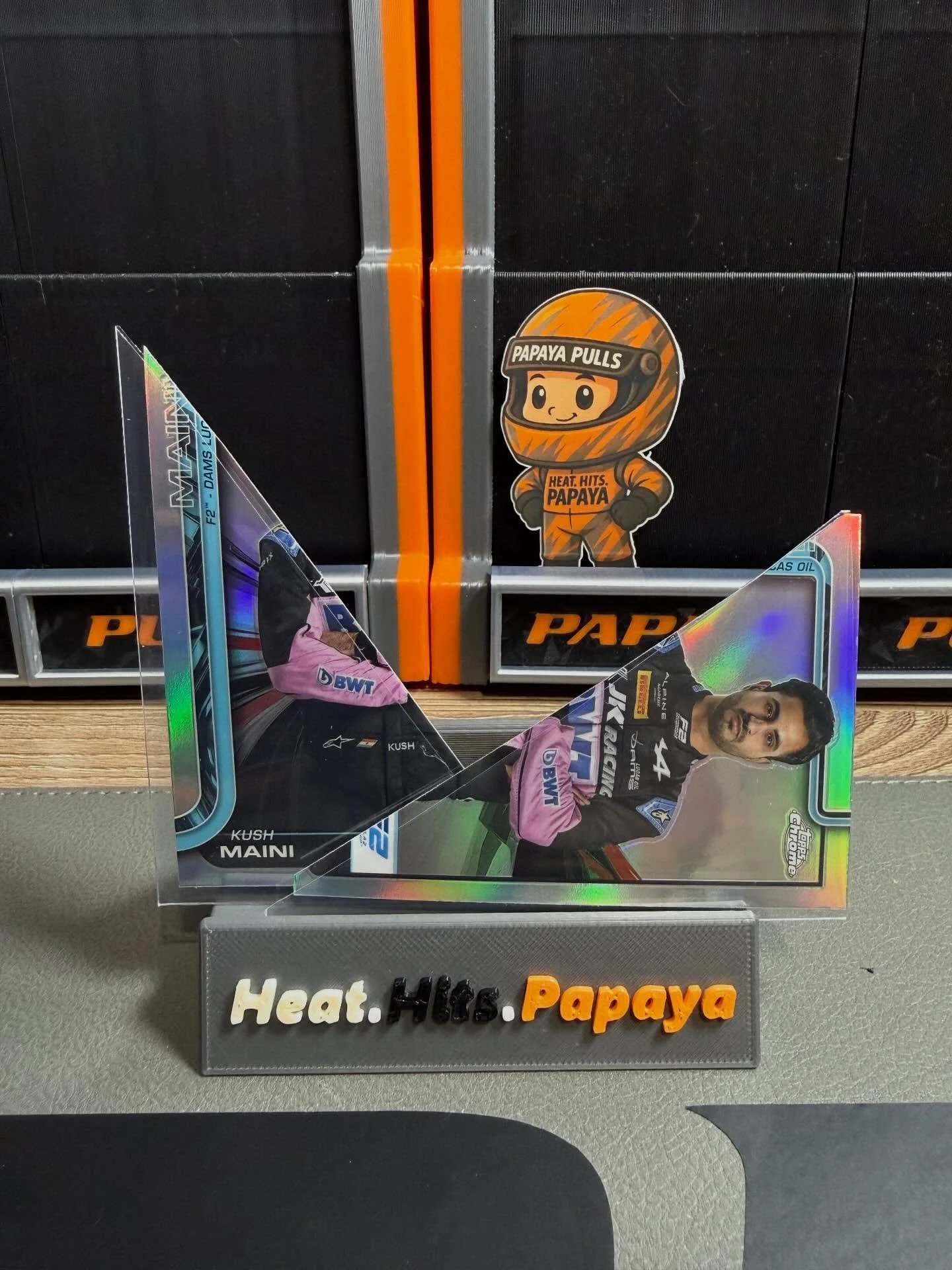 Birthday Break = mission accomplished. 🧡🏁

The Papaya Pulls Birthday Break was an absolute heater. The second half of the case did NOT disappoint and we pulled some serious bangers for the crew.

A sacrifice may have been made at the altar&hellip; 