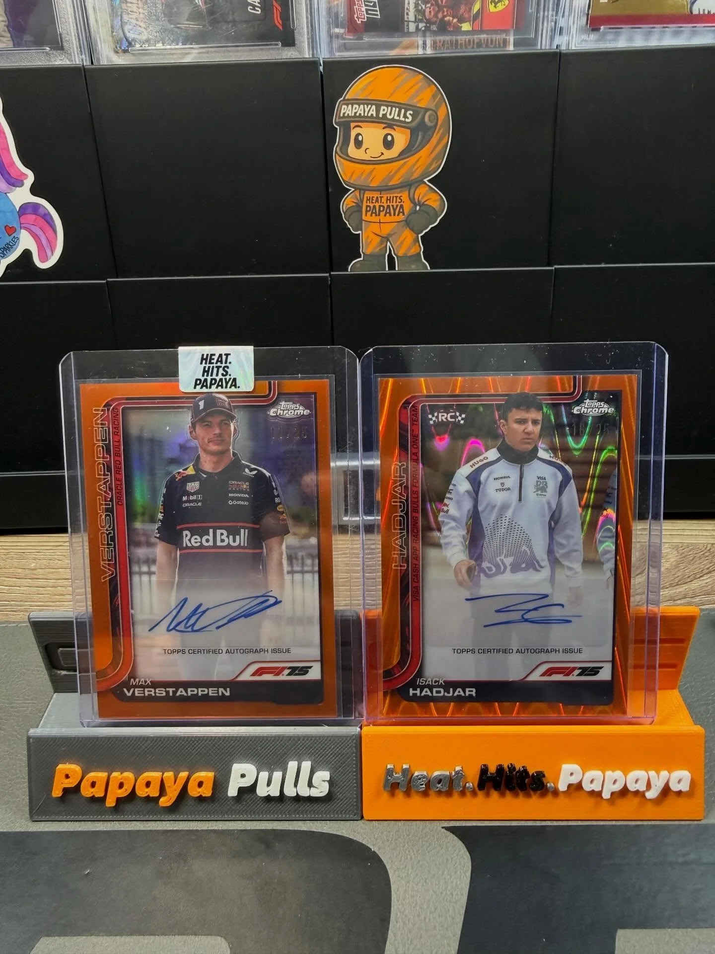 1 hobby box. 5 blasters.
Two ORANGE F1 autos. Yeah&hellip;that&rsquo;ll play 🔥

Pulled a Max Verstappen auto AND a rookie Isack Hadjar auto&hellip;

Safe to say the heat is real right now.

Heat. Hits. Papaya 🧡🏁

#F1Cards #ToppsChromeF1 #MaxVersta