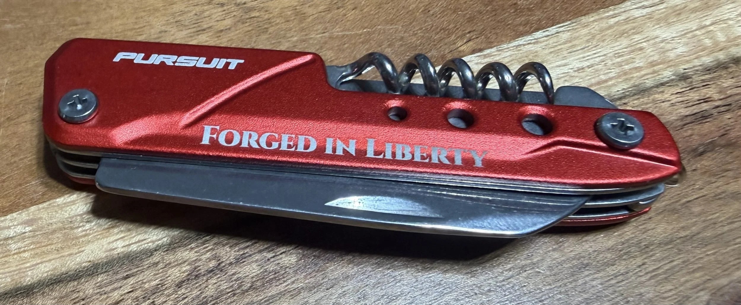 Precision Meets Personality: Custom Engraved Folding Pocket Knife