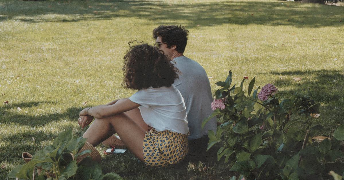 Grounding Benefits for Women: Better Sleep, Less Inflammation