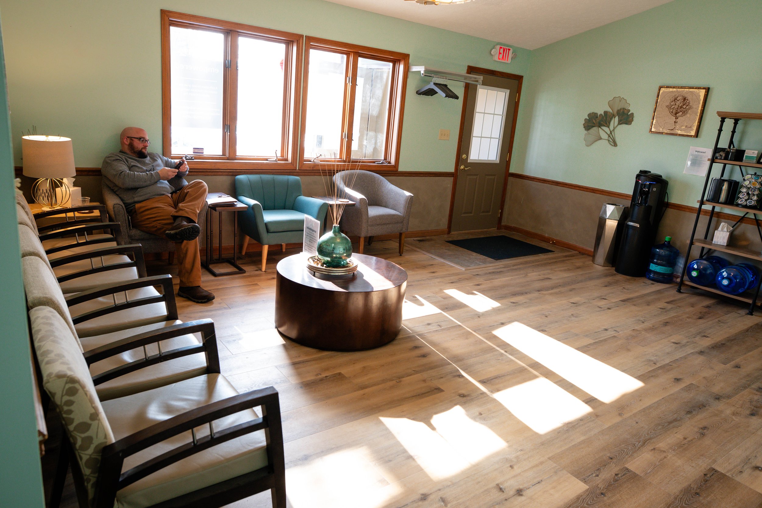 MindSpace Collective waiting room in Bloomington with comfortable seating for therapy clients and office members.