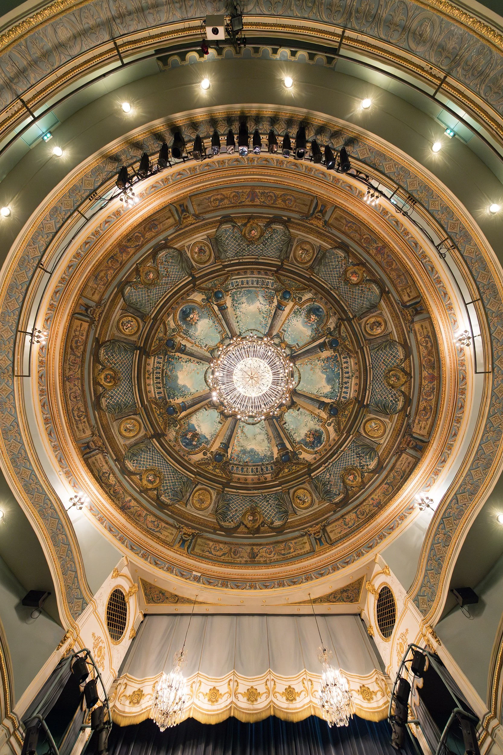 Théâtre Montansier, Théâtres Parisiens Lieux d’Exception, 2025.