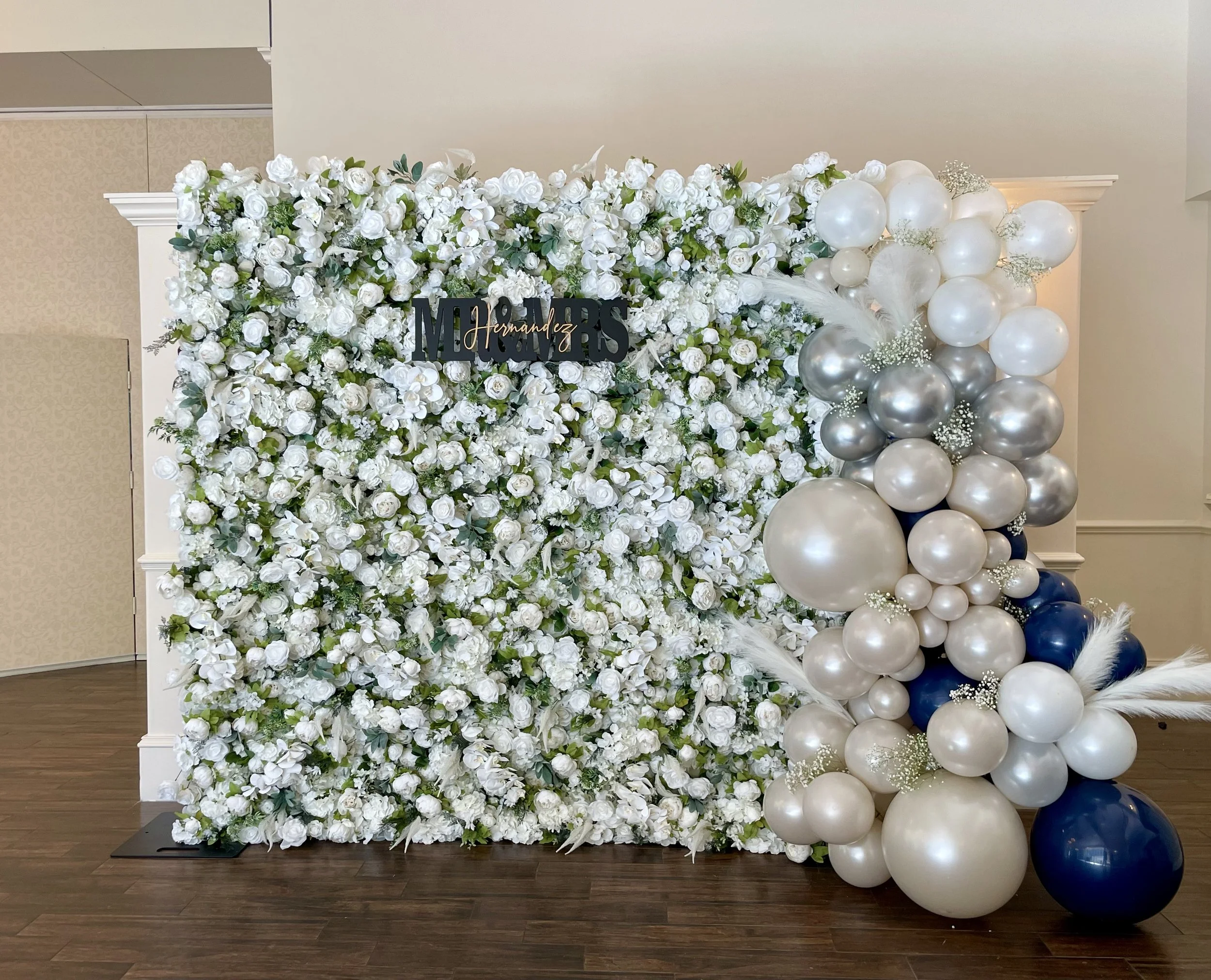 Ivory-balloons - Nicole.jpeg