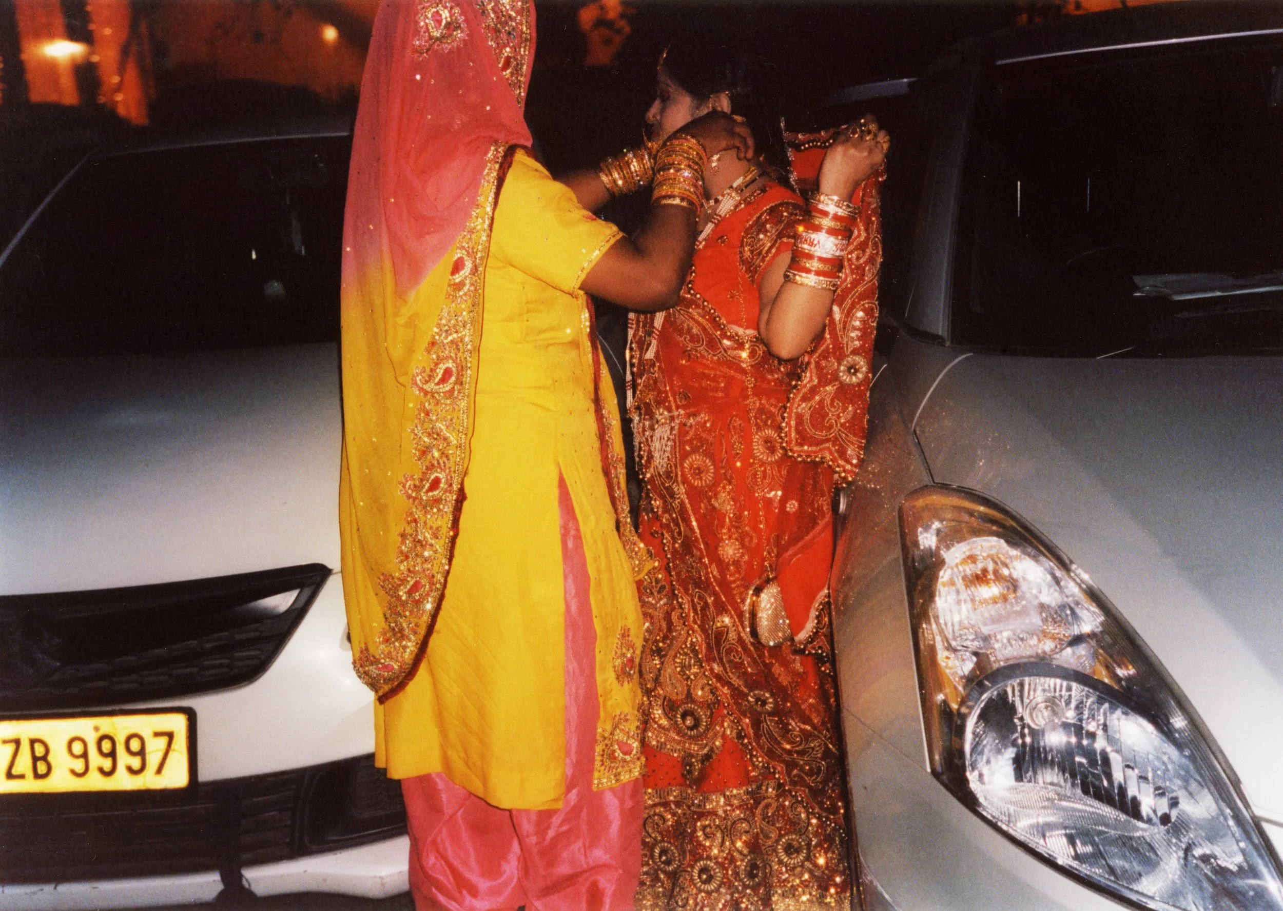 India_LadiesReadyCars_021b.jpg