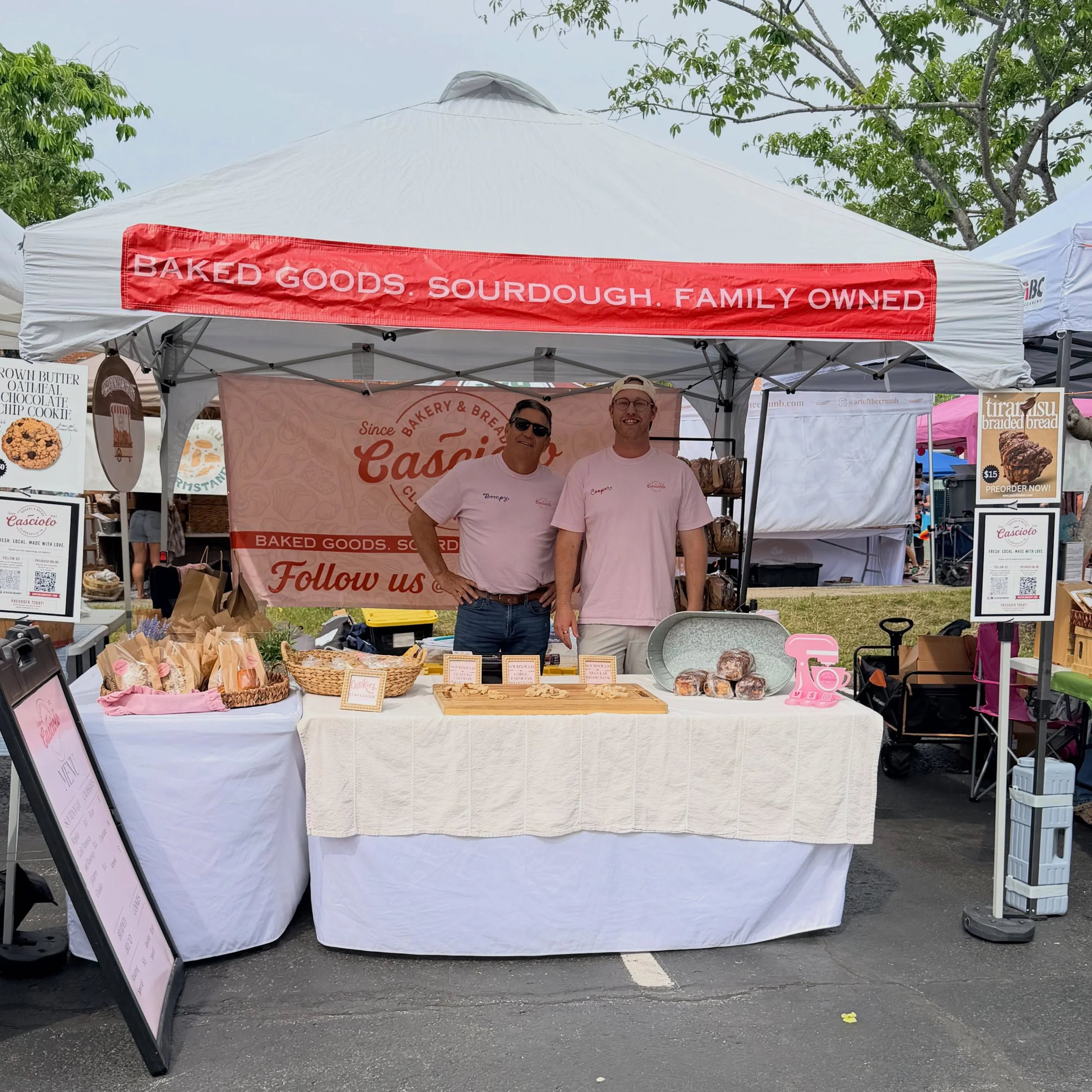 Still thinking about today&rsquo;s market 🥹

Seeing so many familiar faces come back to our booth every Saturday means the world to our family bakery. Thank you for supporting handmade, fresh baked goods every single week 🤍

Now tell us&hellip; wha