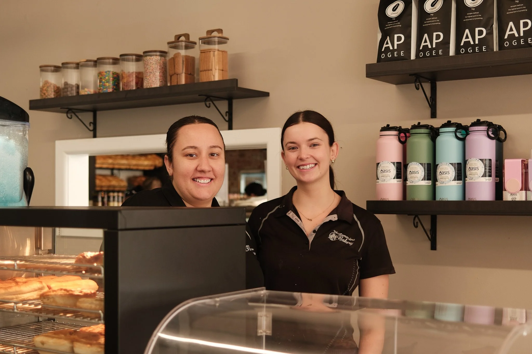 Find out what's brewing at the @narranderabakery โ๐ฅ From their new expansion, freshly squeezed juices, ice cream, to the beans behind their oh-so-smooth coffee. 
Read the full story at the link in our bio โจ
•••
@evolve.north @ivyand