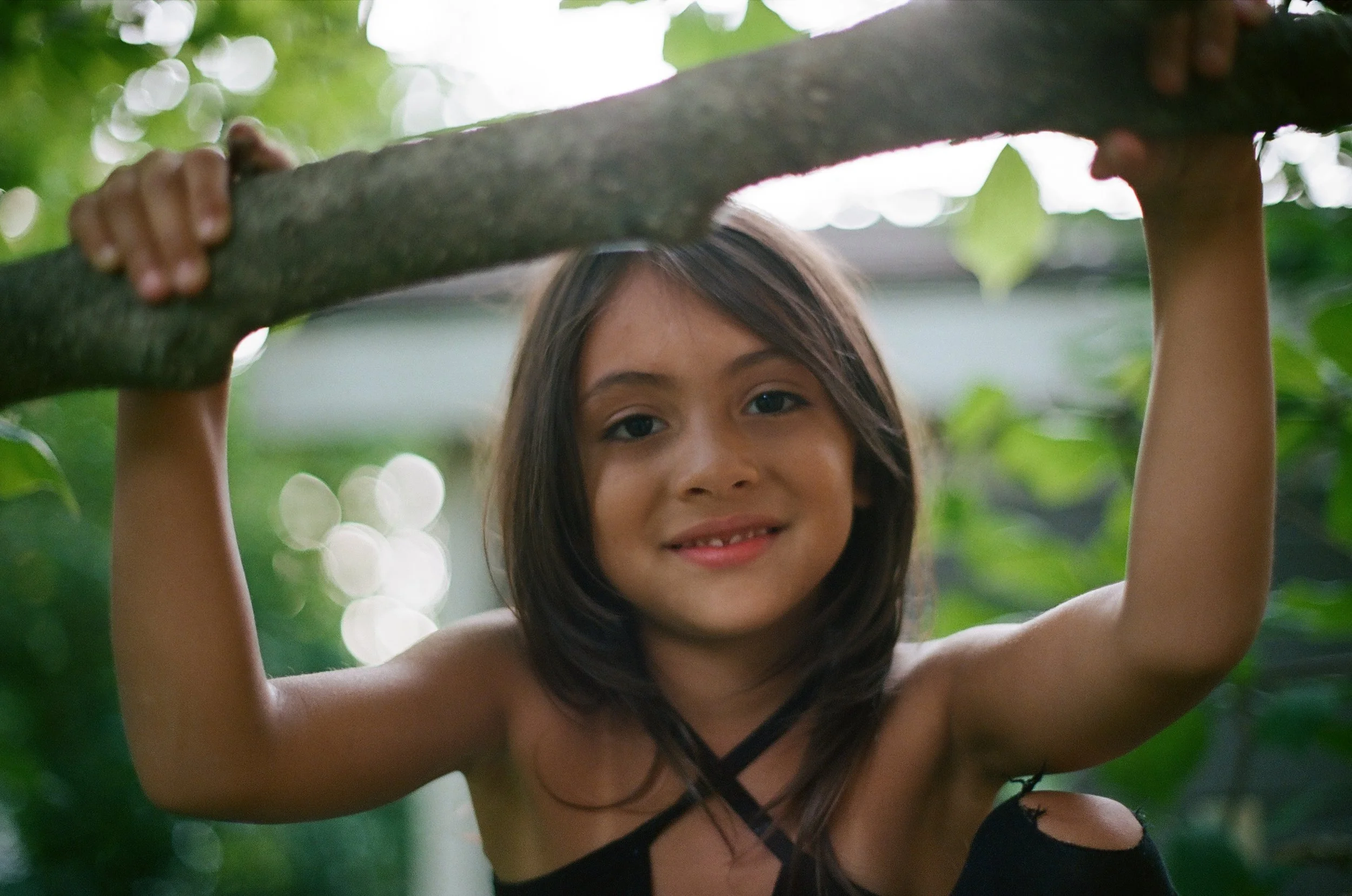Alexis, my little girl, just having fun taking portraits around the house - Kodak Portra 400