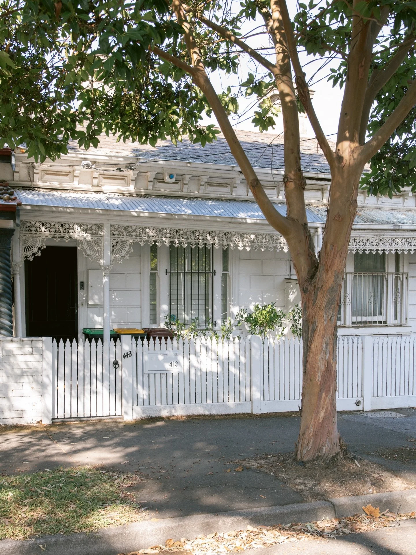 Work in progress.

Our South Melbourne renovation - restoring and extending behind a heritage facade worth preserving. We&rsquo;re working to deliver premium finishes beneath timeless bones.

More to come.

#IndependentConstruction #MelbourneBuilder 