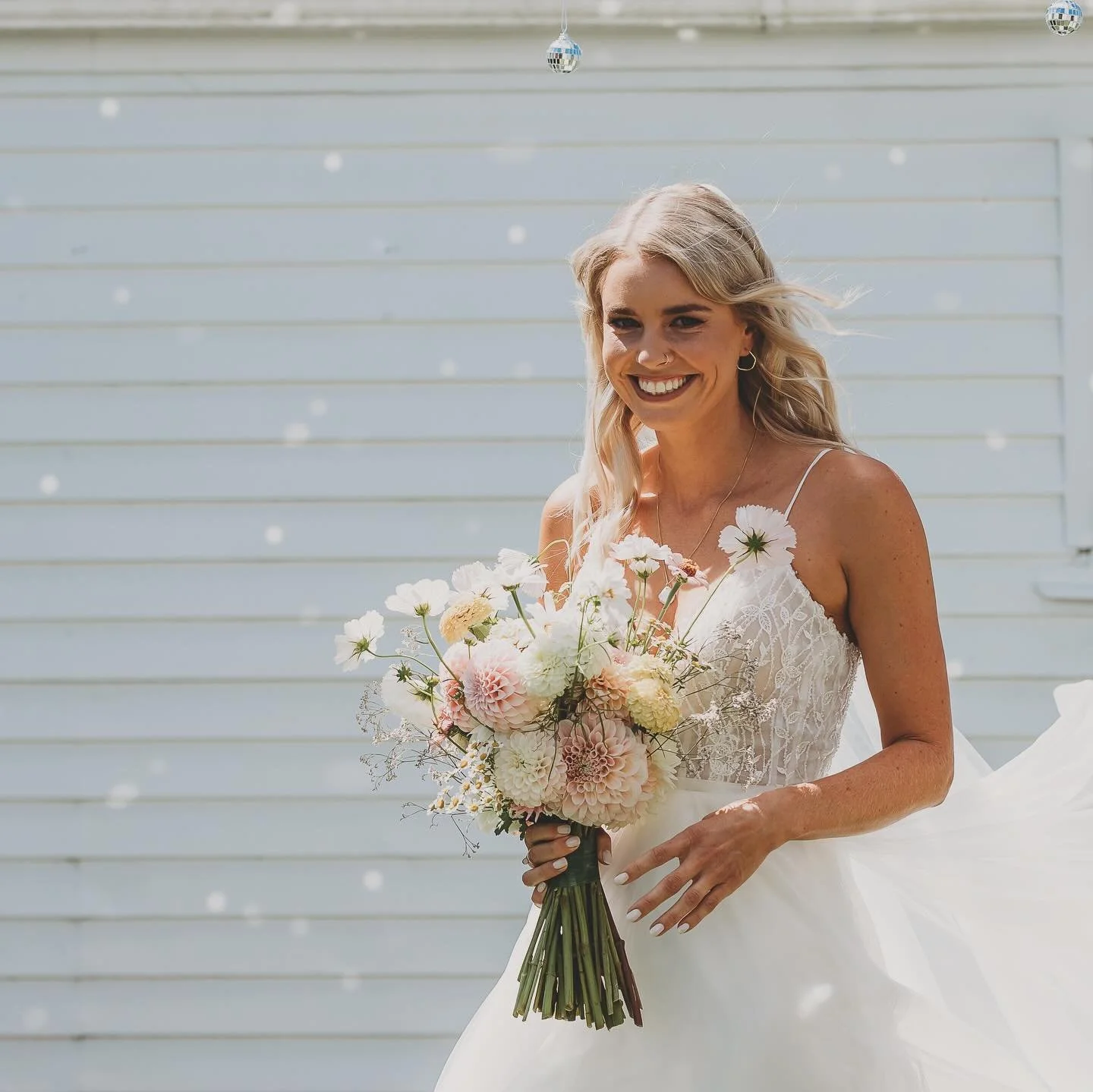 Sarah and Simon 💍 Another beautiful Neate family wedding I had the pleasure of flowering, isn&rsquo;t she such a magical fairy flower bride with her floaty meadow bq 🌸