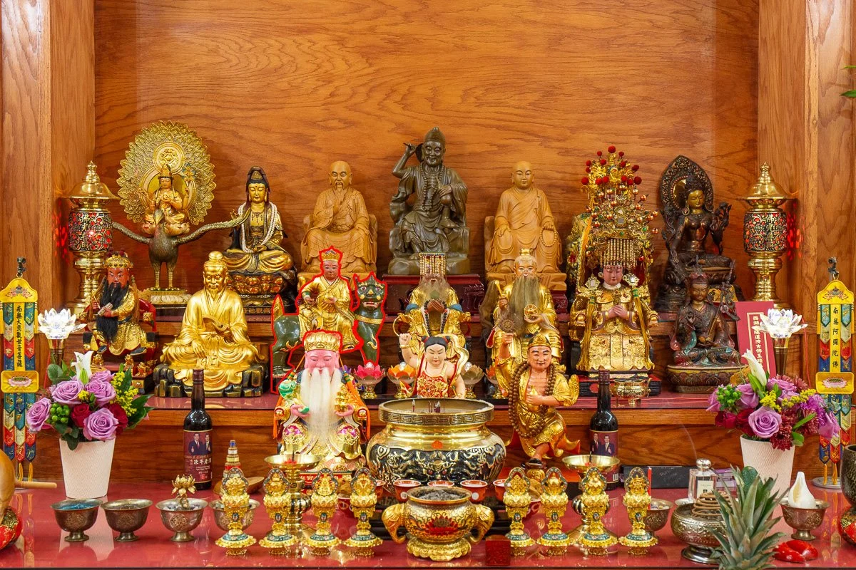 Kṣitigarbha Bodhisattva (地藏王菩薩)