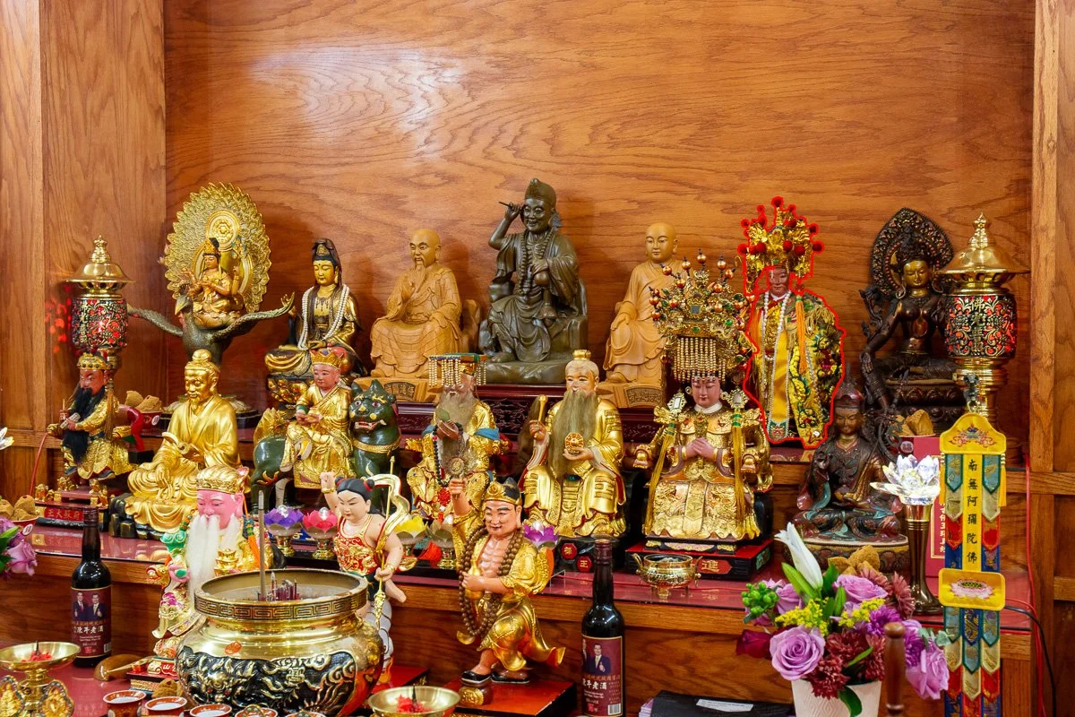 Golden Mother of the Jade Pool (瑤池金母)