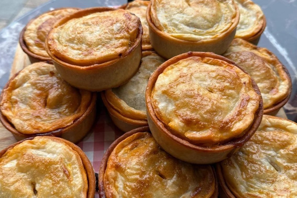 shepheerds-pies-takeaway-pastry.jpg