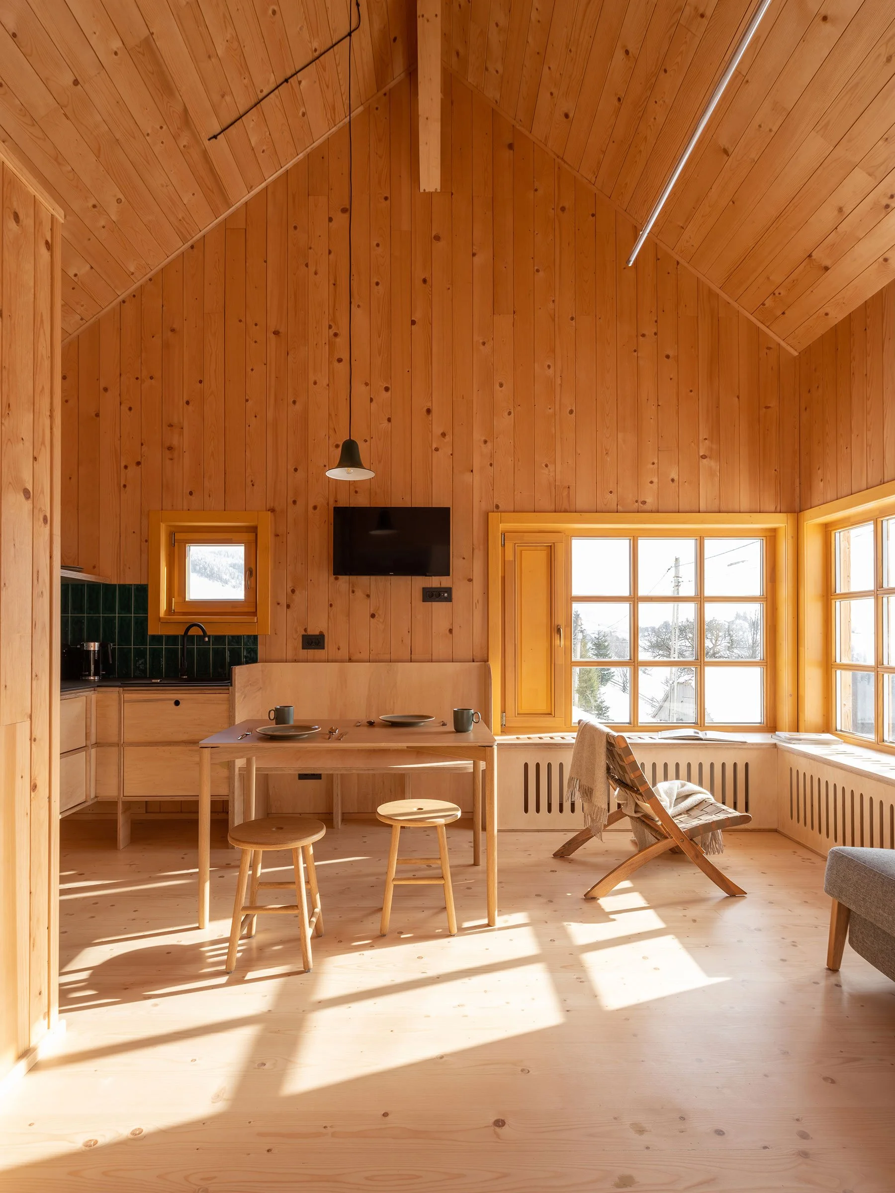 0401_Craftr_Design-Interior_IKI-camera-duplex-1.jpg