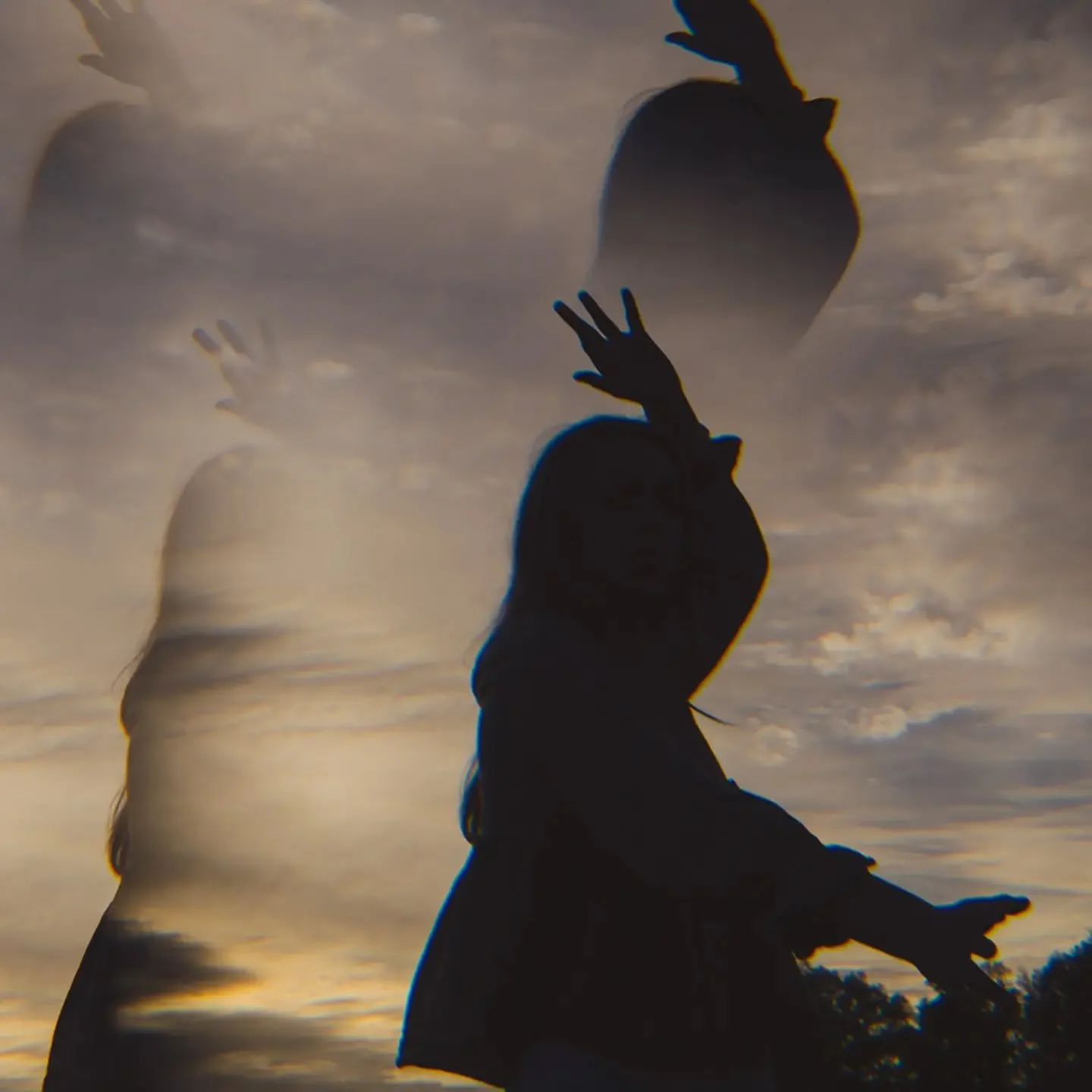 This season is a threshold, 
between what has been 
and what is becoming. 

Imbolc blessings 🌓🌱✨