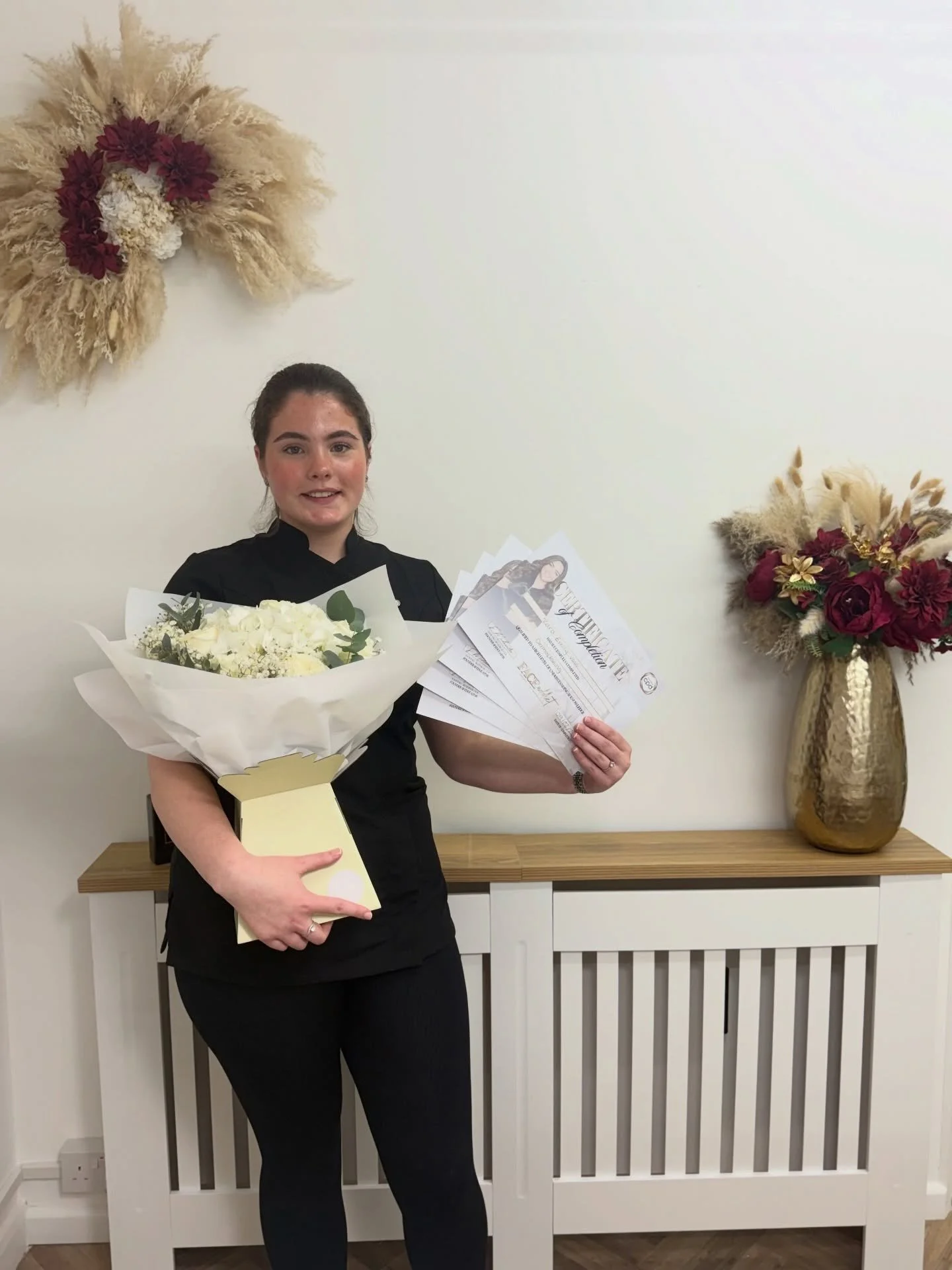 A huge congratulations to the lovely Zara who recently completed her ultimate skin course with ourselves! 

A true natural, we can&rsquo;t wait to see your successes. 

📲 If you&rsquo;re interested in this course or any of our other courses, please 