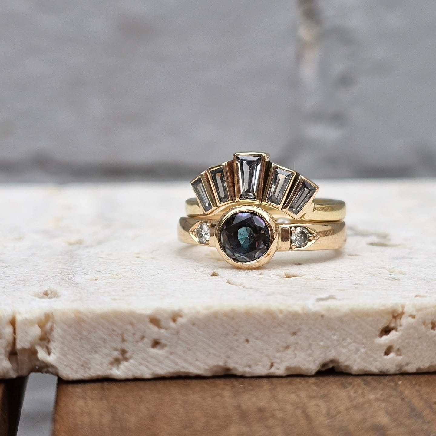 Had these stunners in for a resize, imagine having these as your engagement and wedding bands!! 

They belong to my sister from another mister @pipppstar. The engagement band was made from jewellery handed down from the grooms Mum. A beautiful peacoc