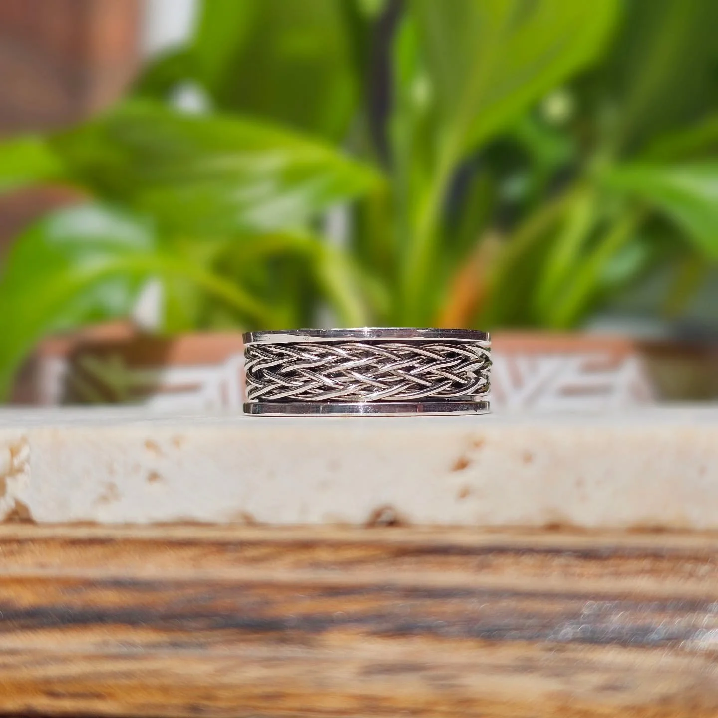 Men's spinning ring commission for a special 50th birthday. All handmade in sterling silver with custom engraving by the lovely @aurakeepsakes. Had a lot of fun working out how to pull this off! Forever pushing myself out of that comfort zone!! 

#hu