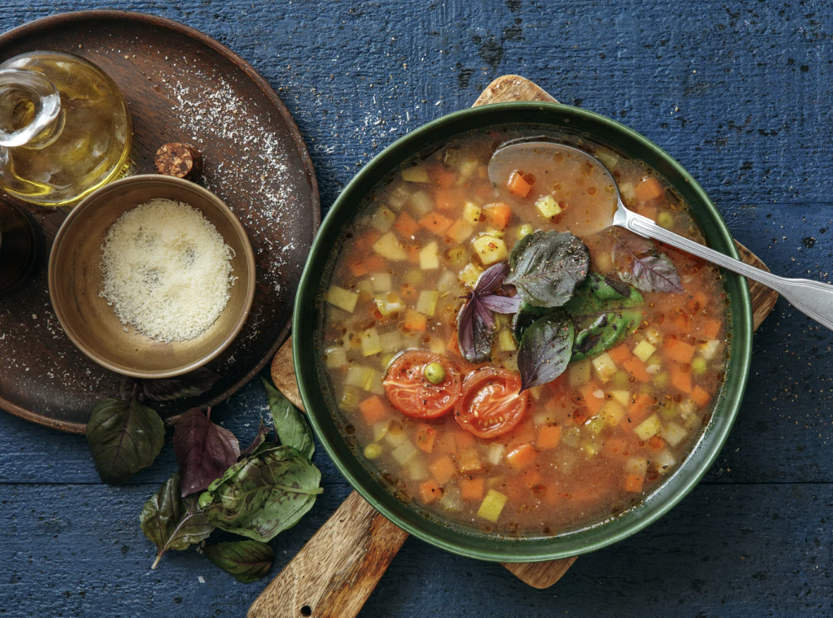 Image of minestrone soup which contains 12 plant points