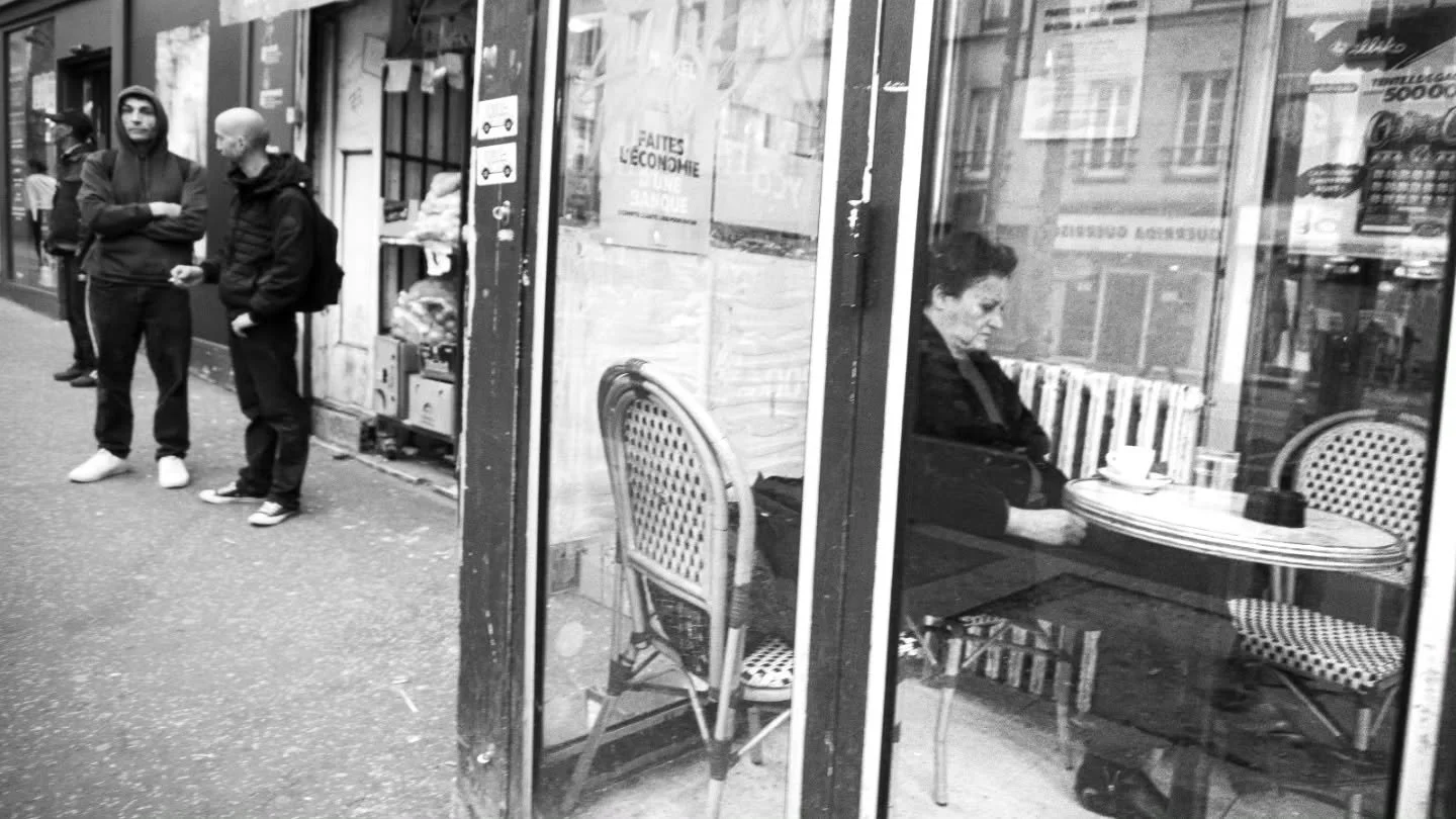 #streetphotography
#streetportrait
#streetportraiture
#streetphotographer
#streetphotographers
streetphotographyworld
streetphoto
streetphotographyinternational
streetphotographyparis
parisstreetphotography
urbanphotography
urbanportrait
humanstreet
