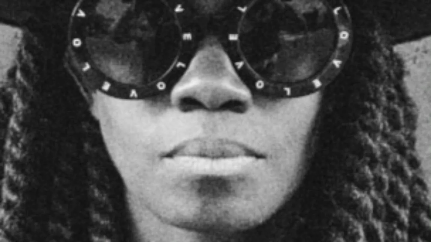 #streetphotography #streetphoto #streetphotographer #streetart #streetlife urbanphotography urbanlife citylife streetcapture streetshot cinematicphotography cinematic moodygrams moodytones visualstorytelling storytelling filmlook filmisnotdead analog