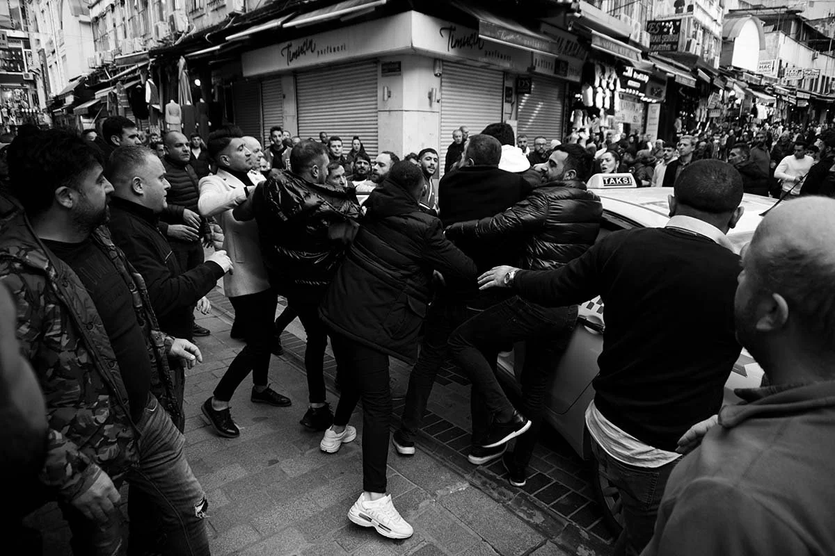 Street argument Istanbul Egeaption Bazzar.jpg