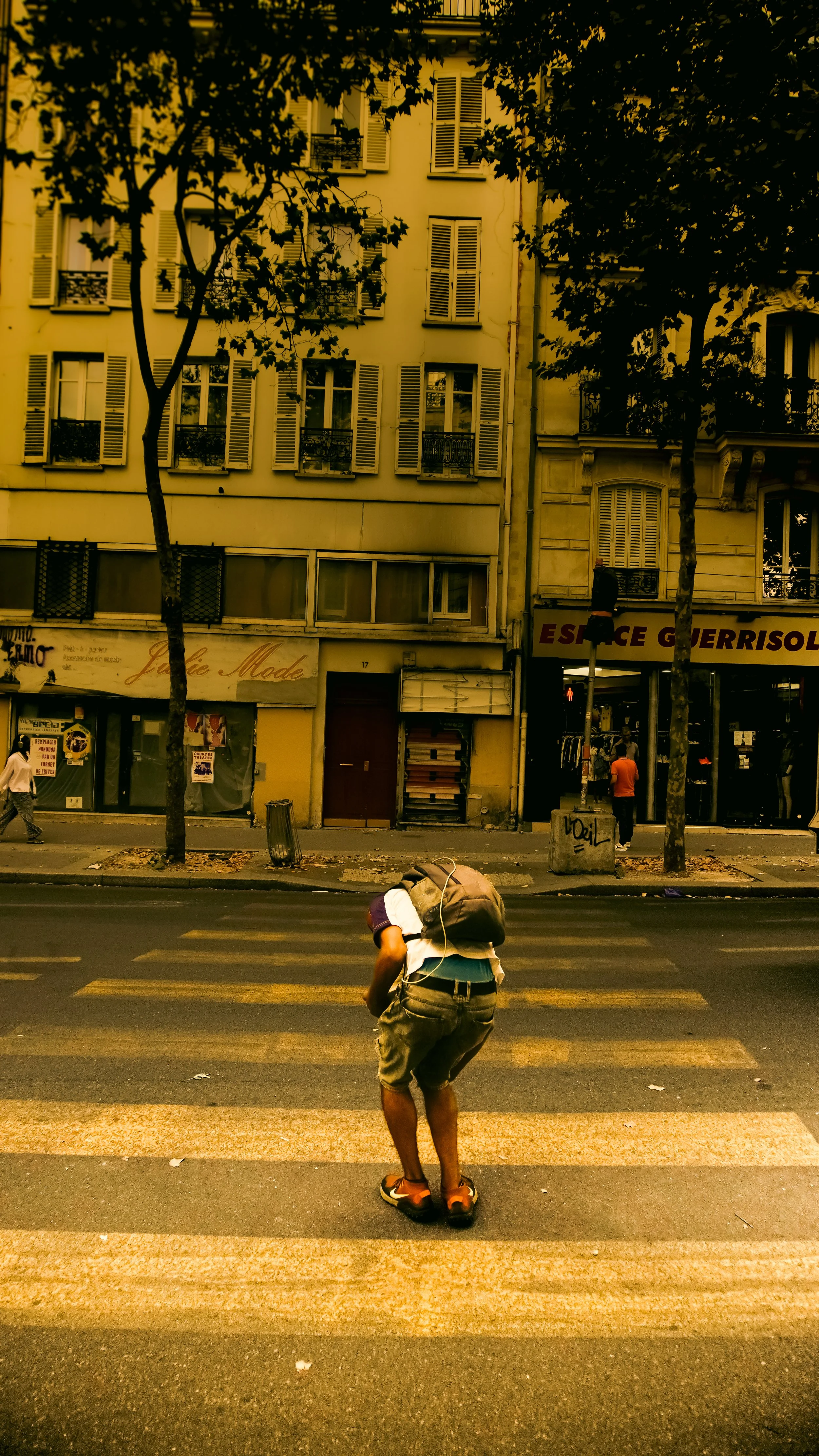 A lonly man at the street.jpg