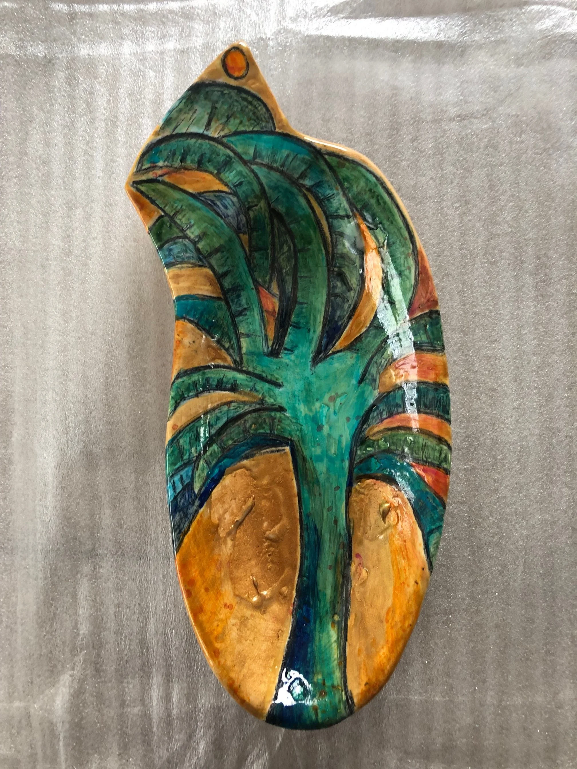 Palmier Vide poche 24 x 13 en terre cuite émaillée (Collection particulière) 2024 -Pièce unique