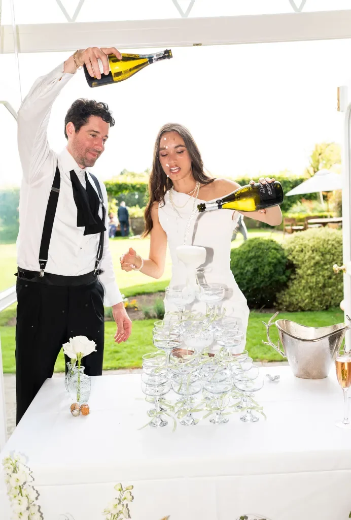 Hever-Castle-Wedding-Photography-Georgina-PIper-Wedding-Photographer-60-1.jpg.webp