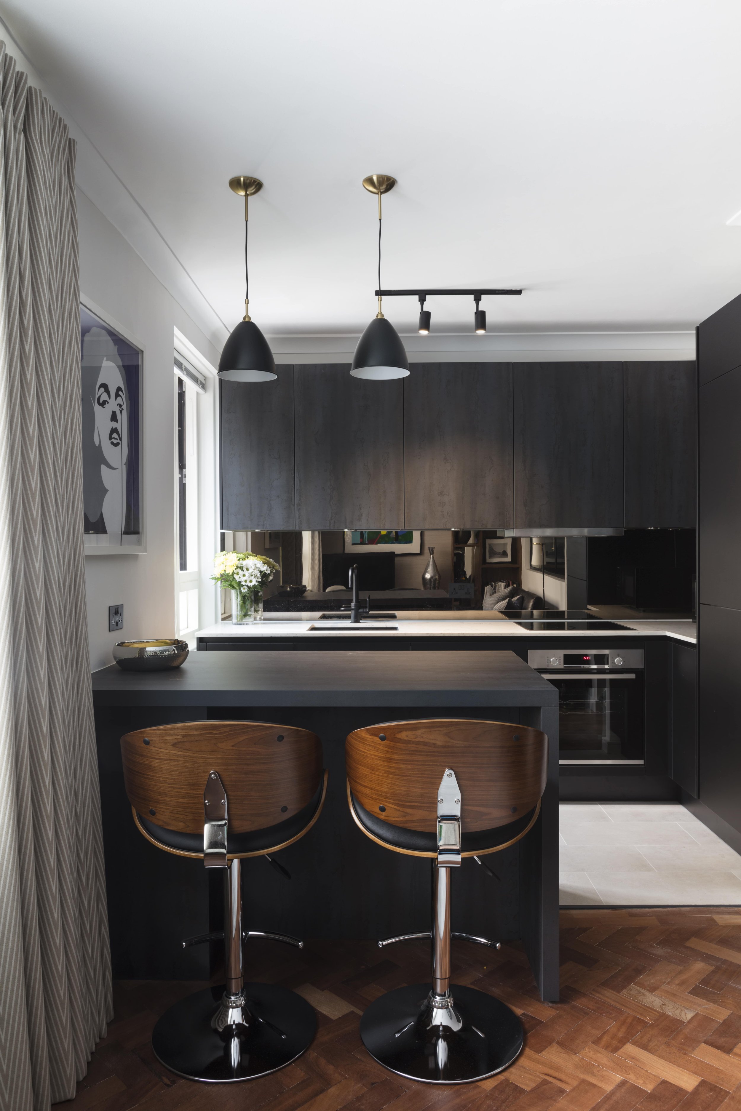 Compact London living with grandeur: spatial reimagining for pied a terre and city boltholes