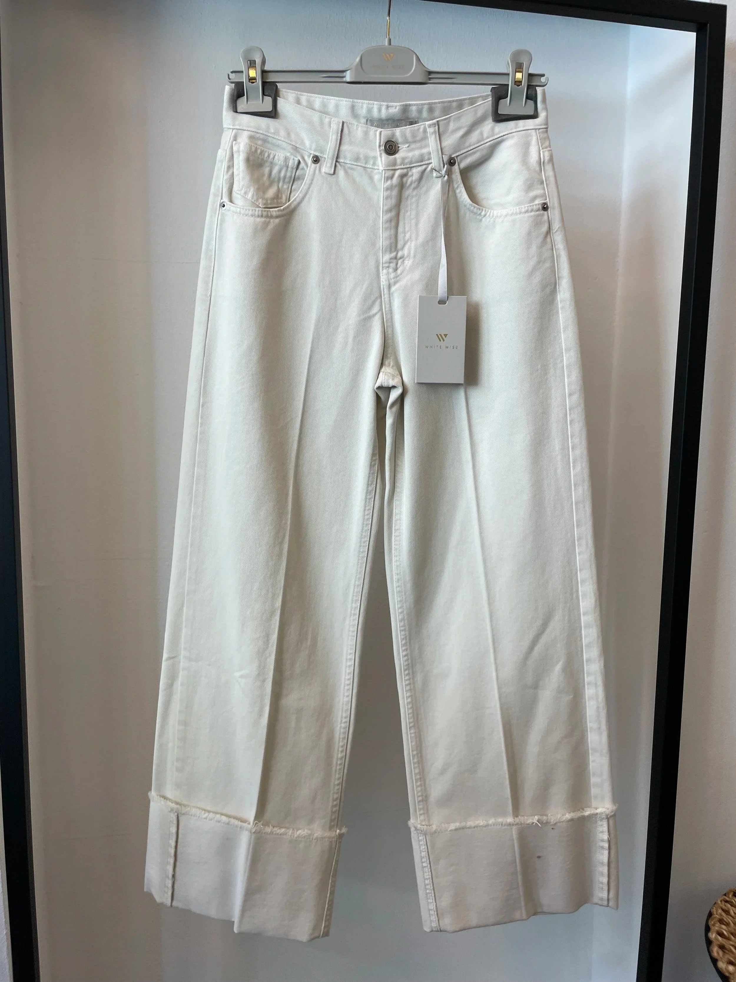 Pantalone a palazzo con risvolto