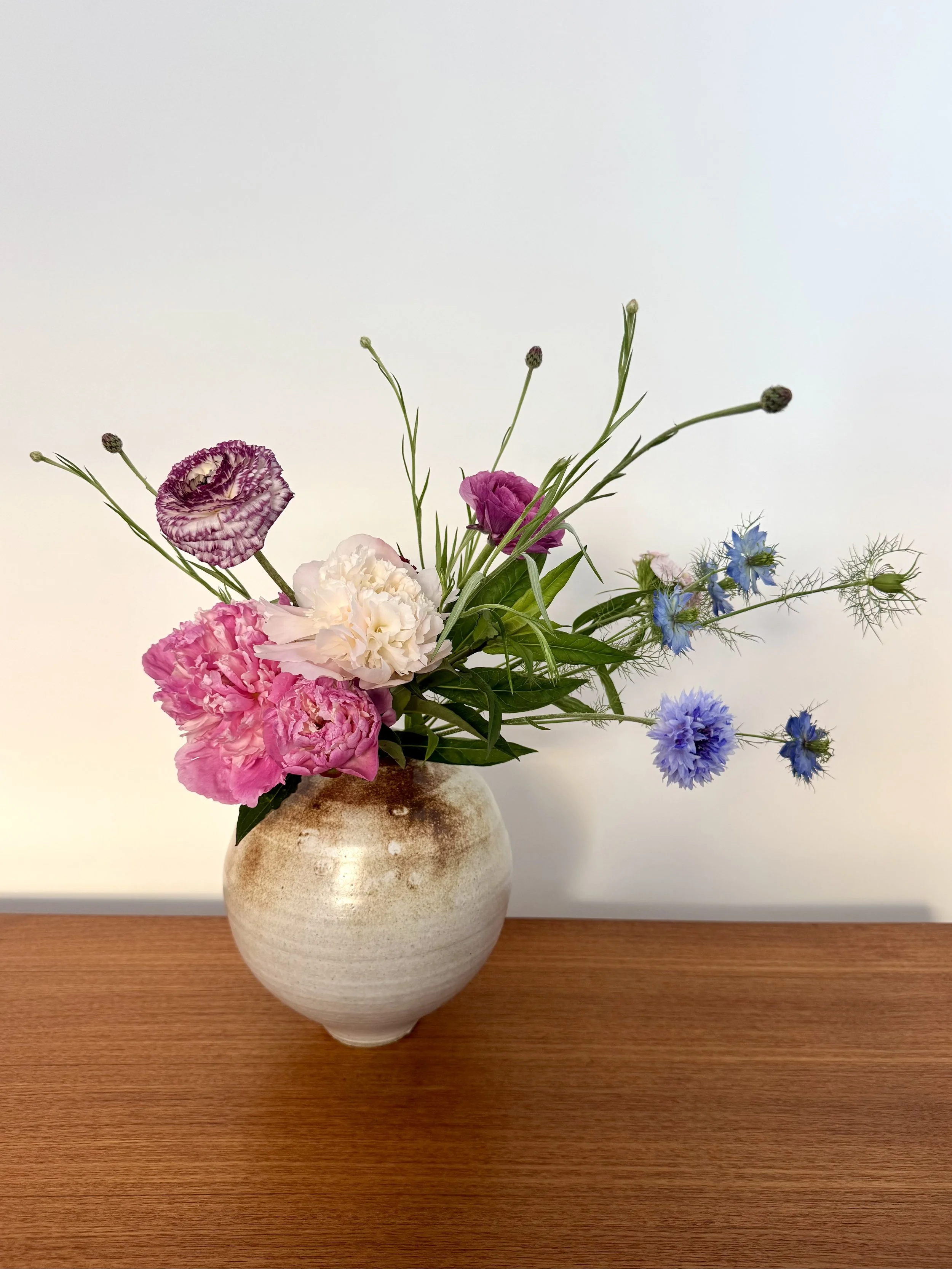Learn Ikebana in London and Brighton 