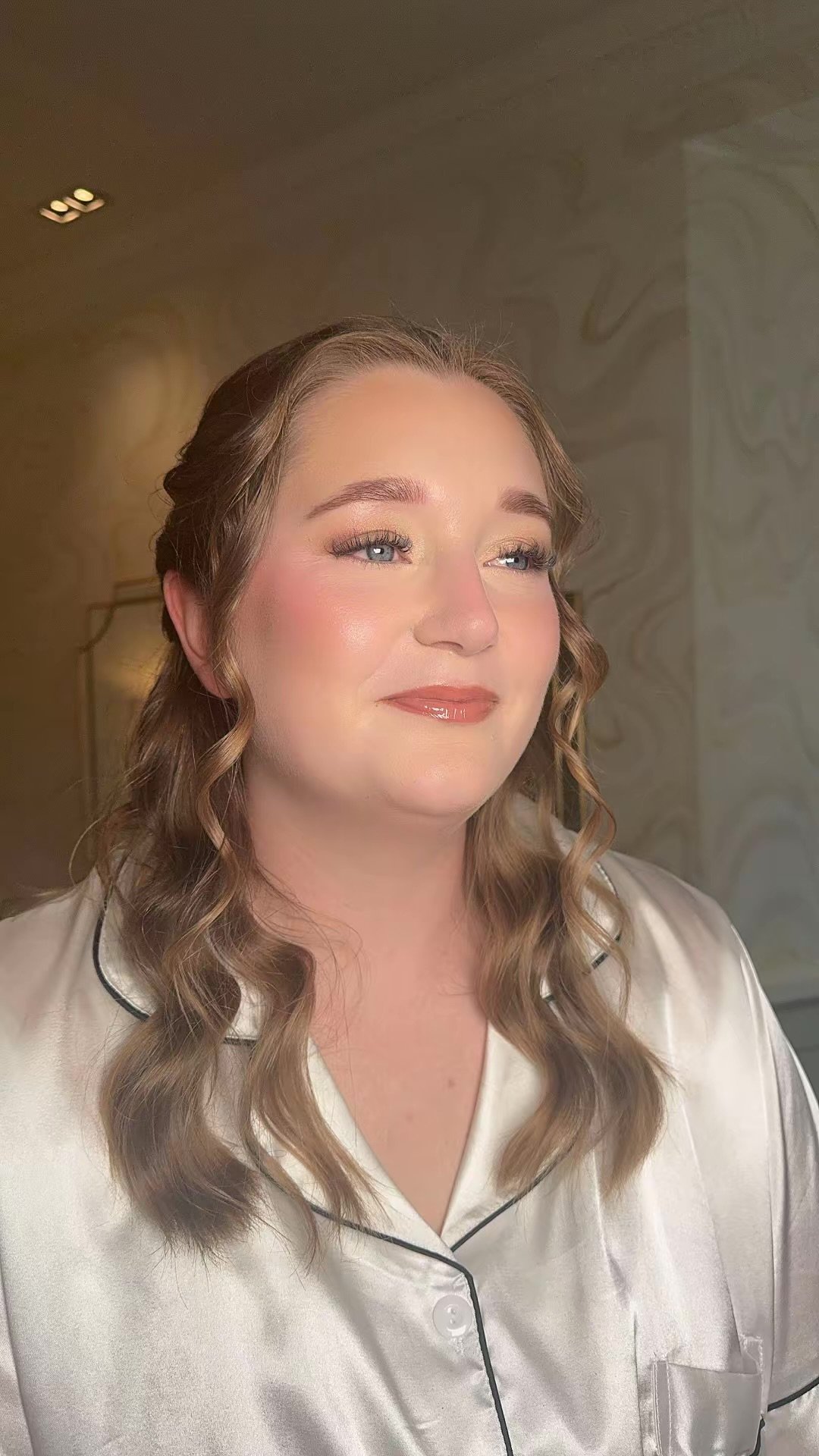 Bridal makeup, soft glam bridal makeup, bridal makeup uk, bridal makeup natural, natural bridal makeup, luxury bridal makeup, makeup artist for brides, makeup artist, bridal makeup artist, bridal makeup artist in the UK, bridal makeup artist UK, brid