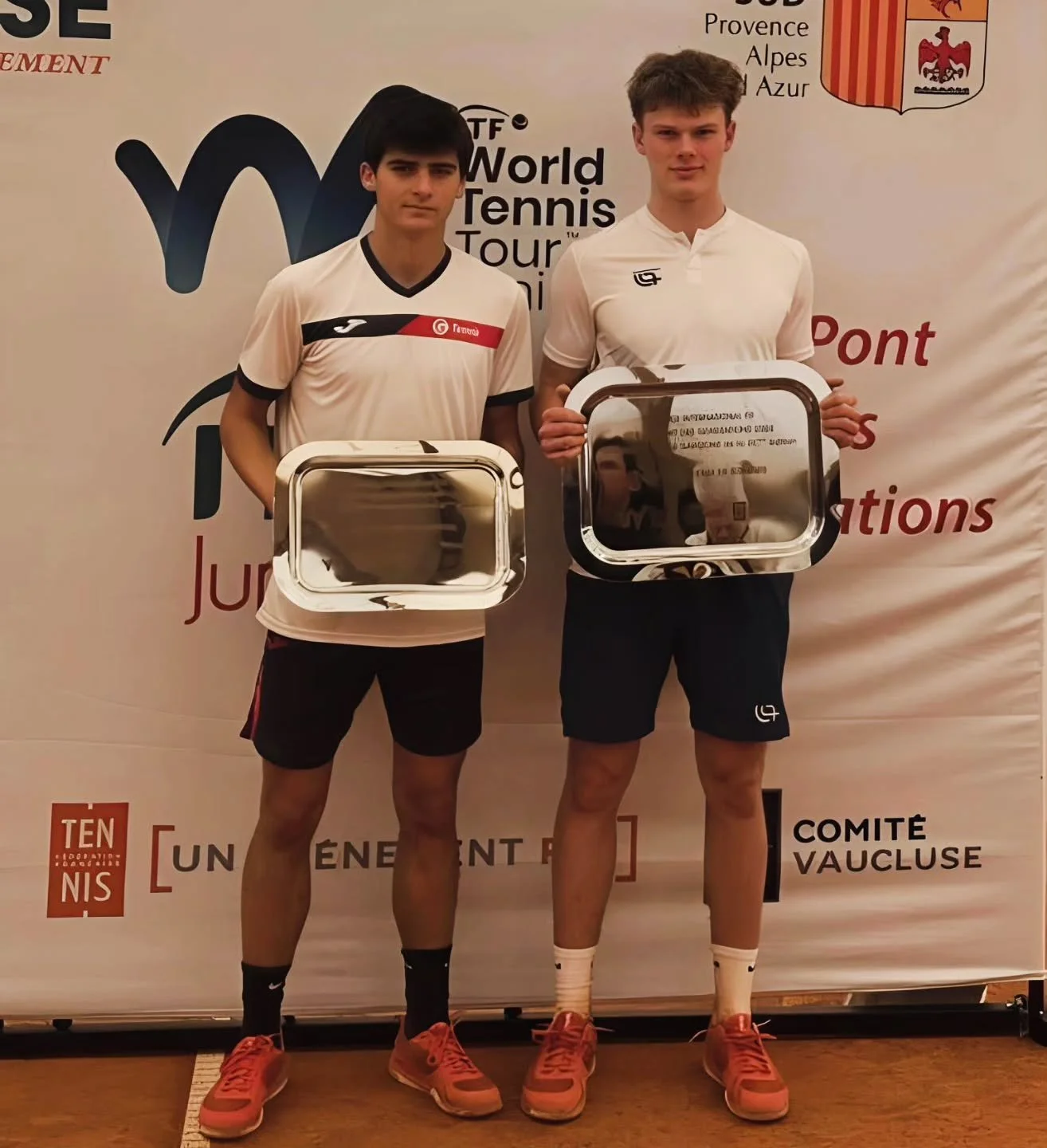 🏆 VICTOIRE &Agrave; AVIGNON ! 🇫🇷
Notre joueur Dany Robas remporte le tournoi en simple J60 &agrave; Avignon 🥇🔥