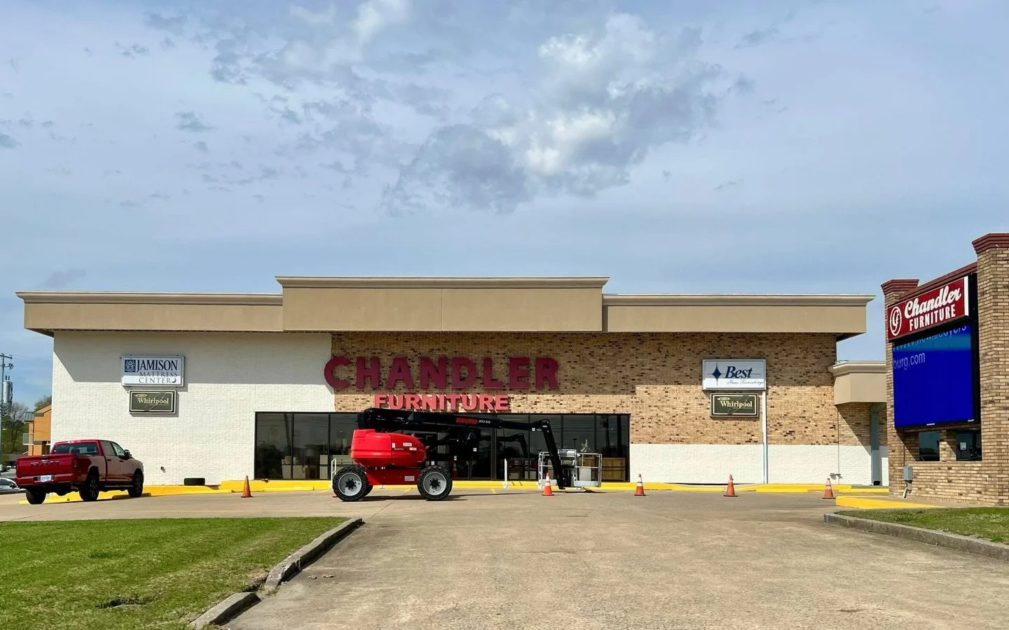 Exciting changes are happening over at Chandler Furniture!! 🎨